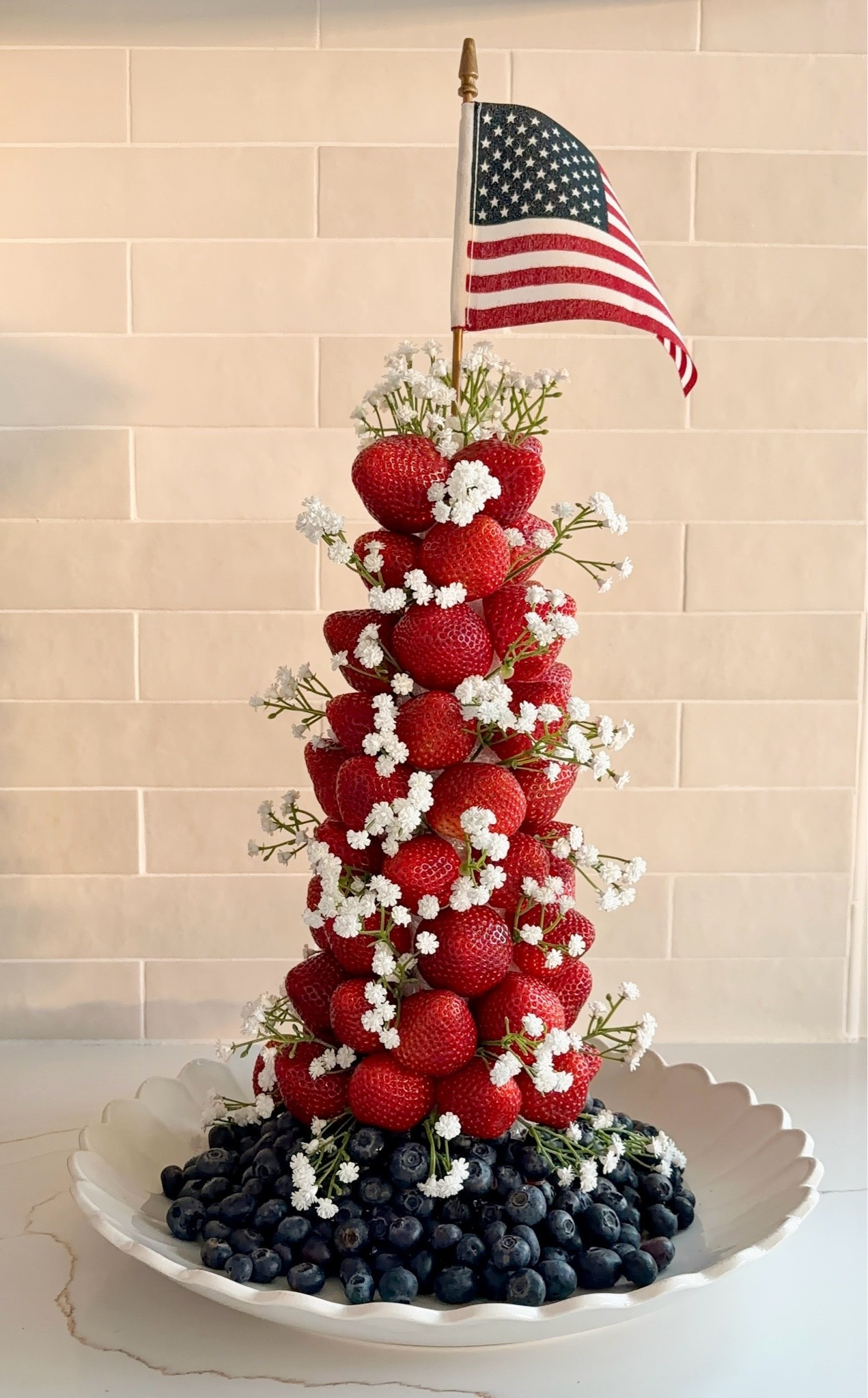 Strawberry Tower for Memorial Day / Forth of July🇺🇸

#LTKfoodie #LTKSeasonal #LTKmomlife