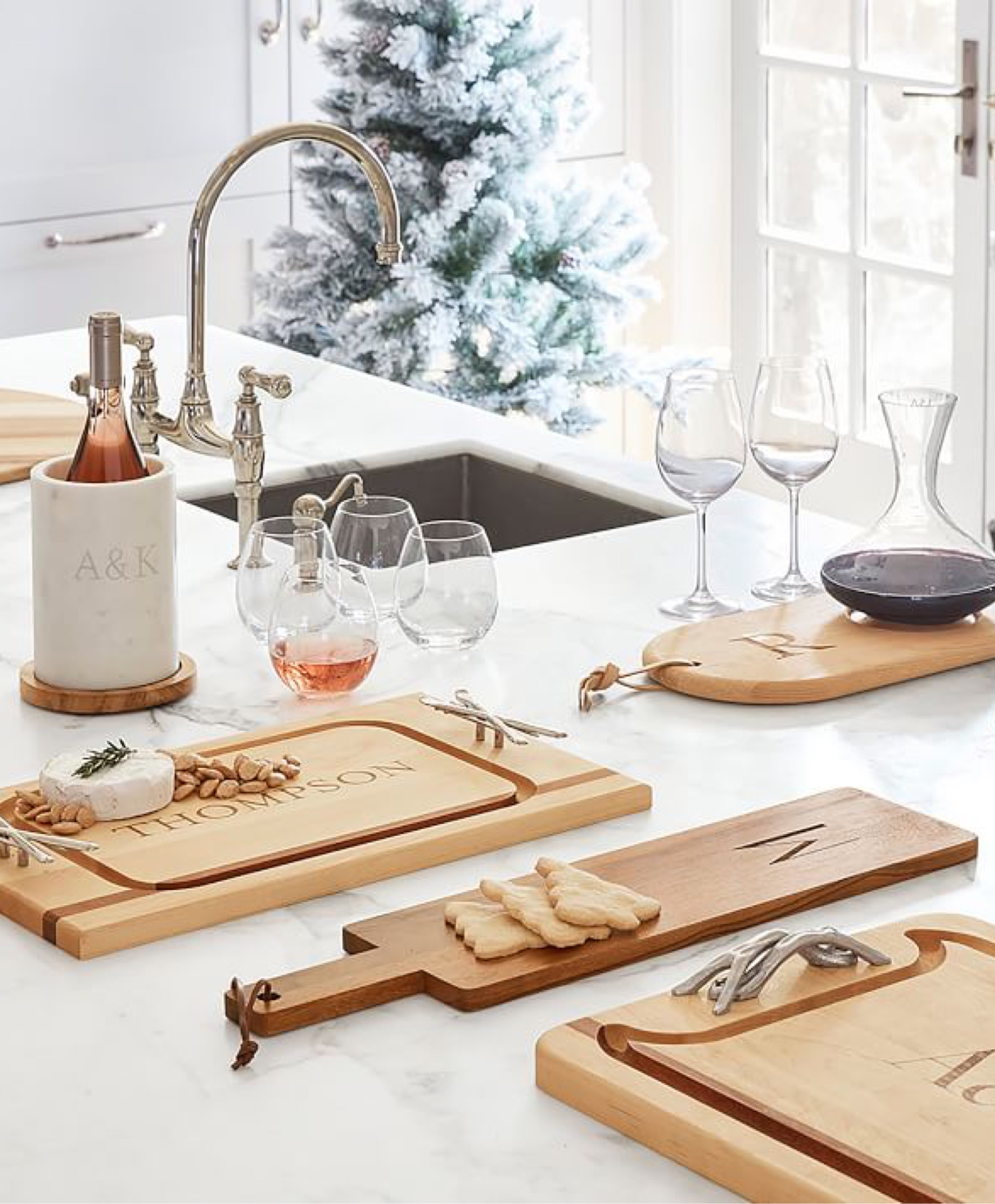 Entertain for the holidays!  🍷 🧀 ✨🎄❤️  #hostess #holidayhostess #giftsforher #thanksgiving #giftguide

#christmas #christmasentertaining #cheeseboard #kitchen #entertaining #weddinggift #home #monogram #monogrammed #markandgraham #cuttingboard #winedecanter #holidays #holidayparty  #wine #christmasparty #tablescape #champagne #appetizers #gifts

#LTKparties #LTKhome #LTKGiftGuide