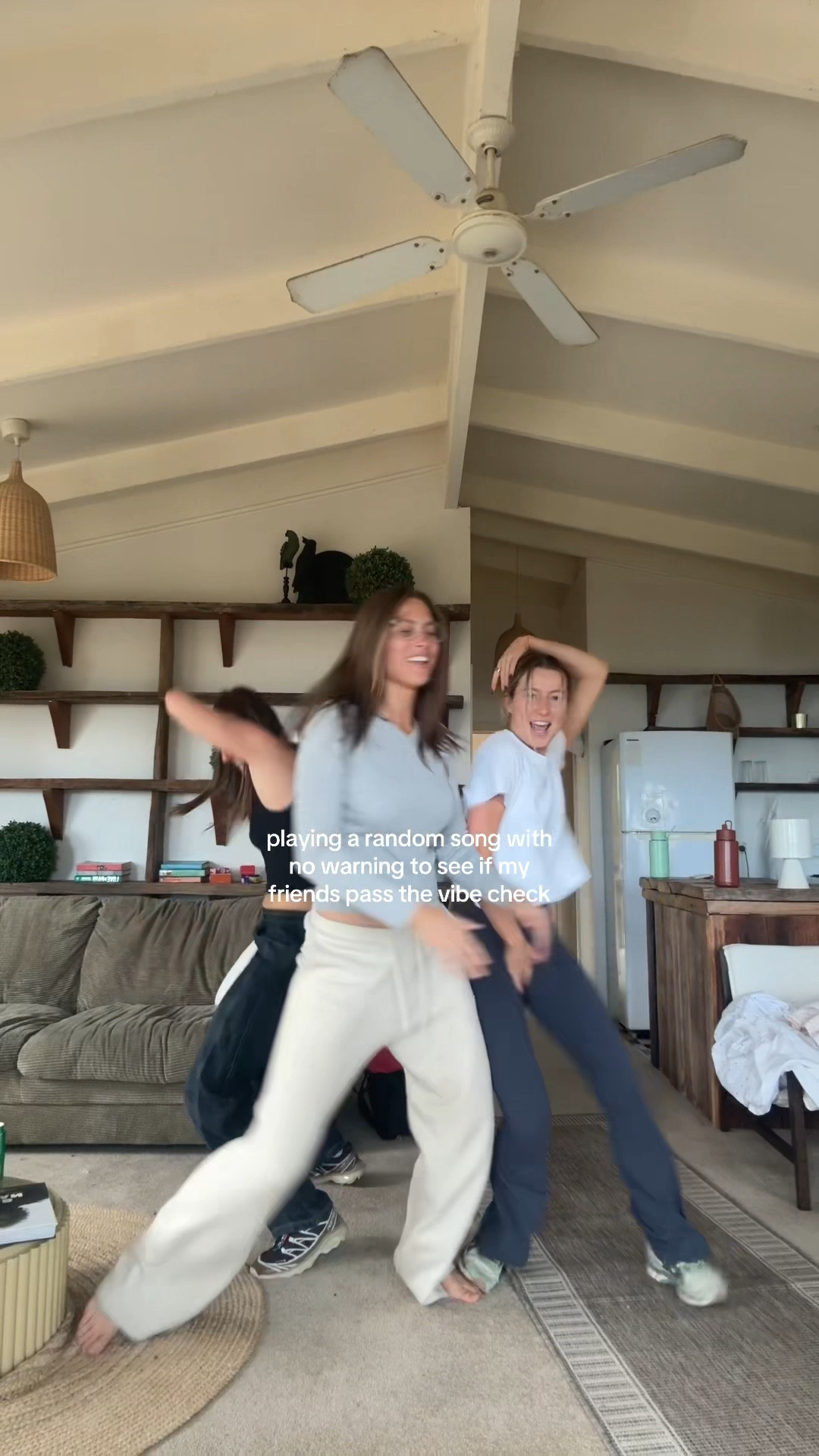 Comfy outfit & yes they passed the vibe check ✌🏼😮‍💨 longsleeve is from Bayse Brand!!

#LTKsummer #LTKaustralia