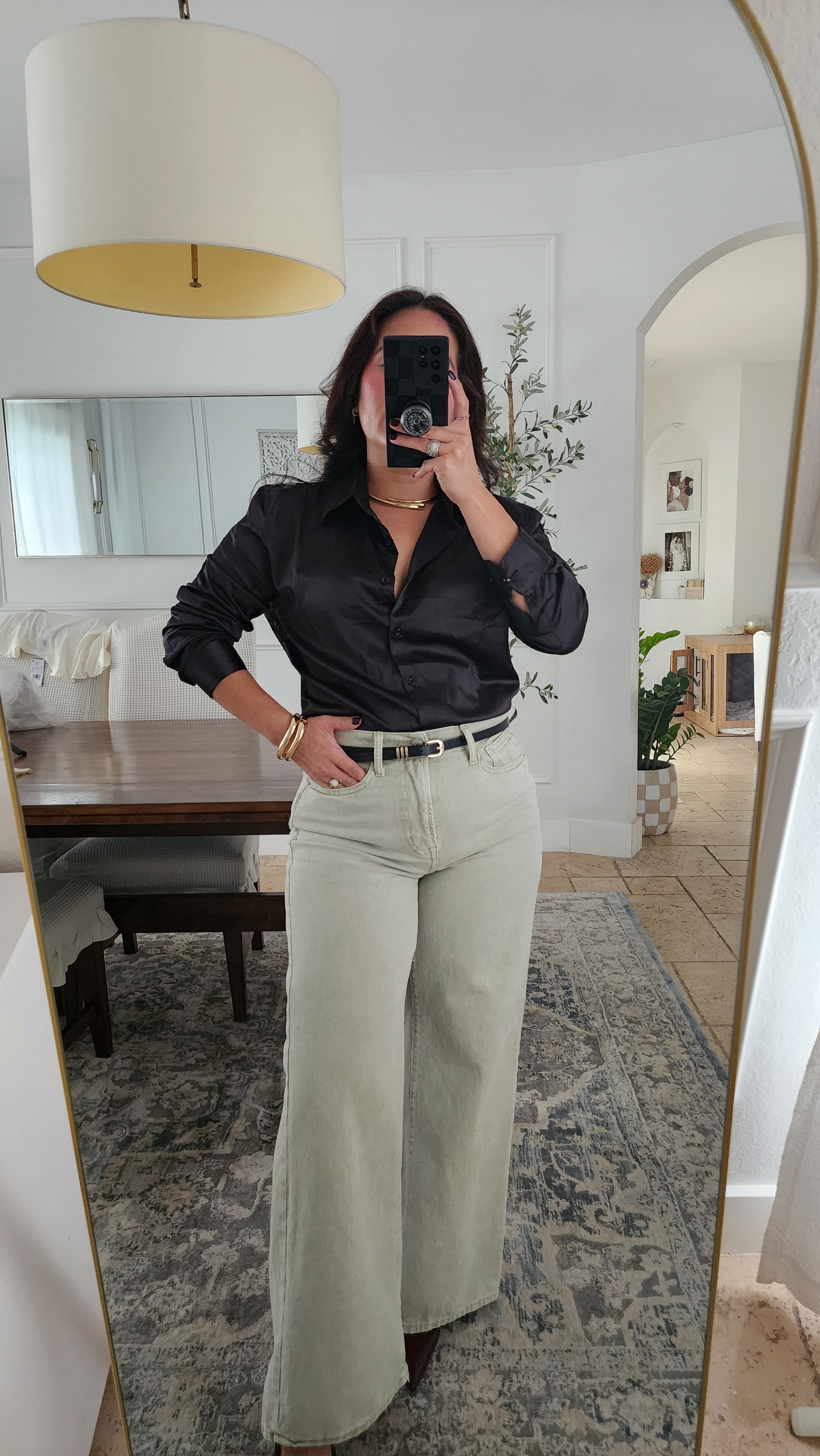  

 Chic party outfit with jeans

#LTKParties #LTKPetite #LTKSaleAlert