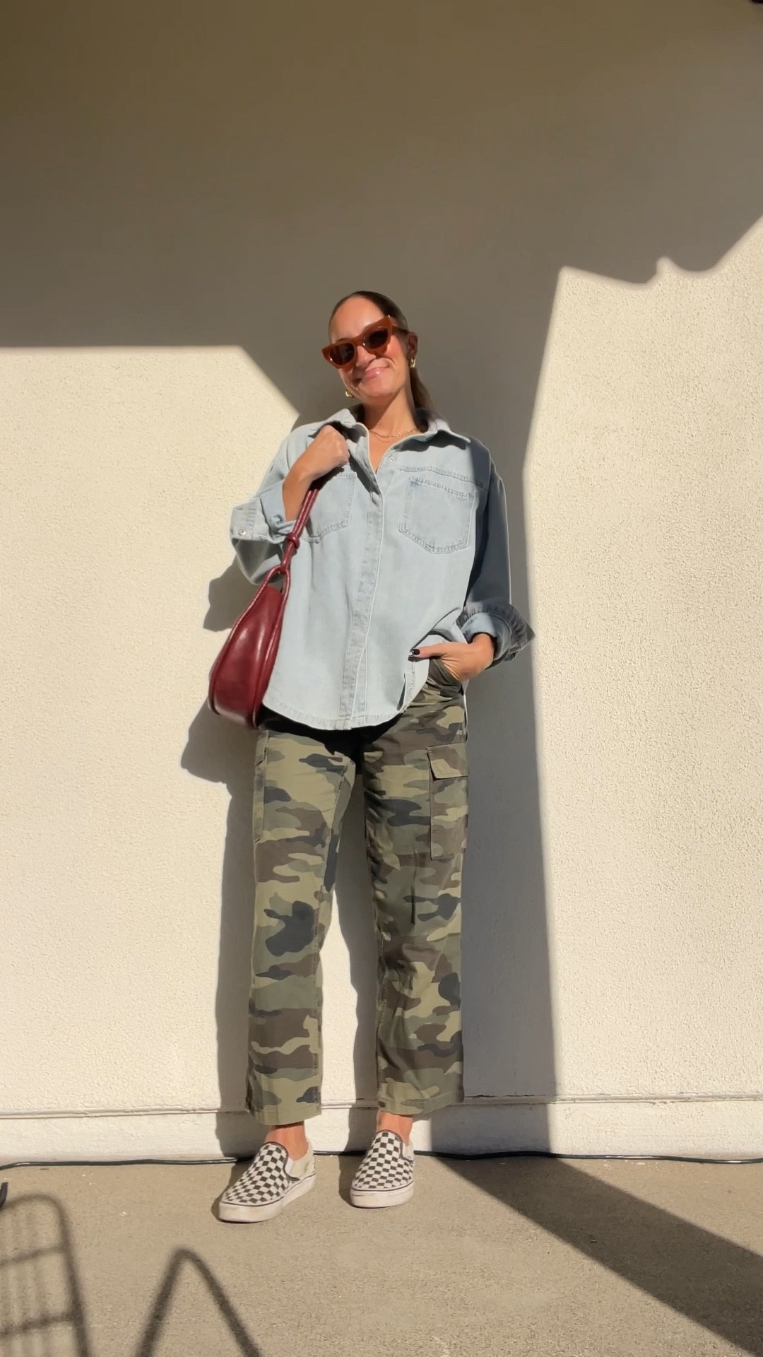 28x30 in the pants (5’7” and normally a 27)