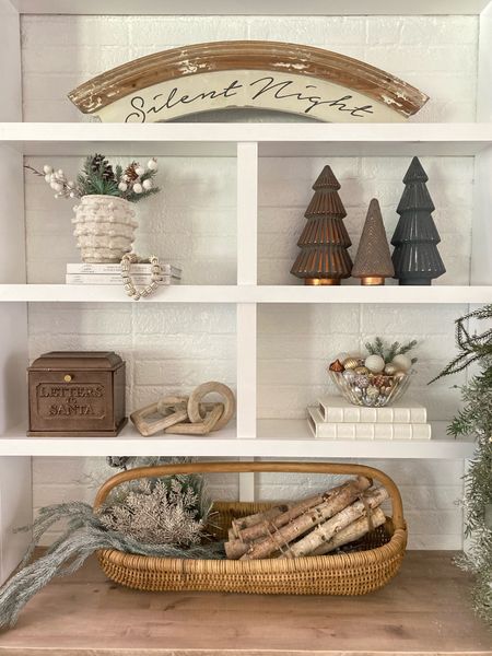 Christmas Shelf Styling 

#LTKhome #LTKSeasonal #LTKHoliday