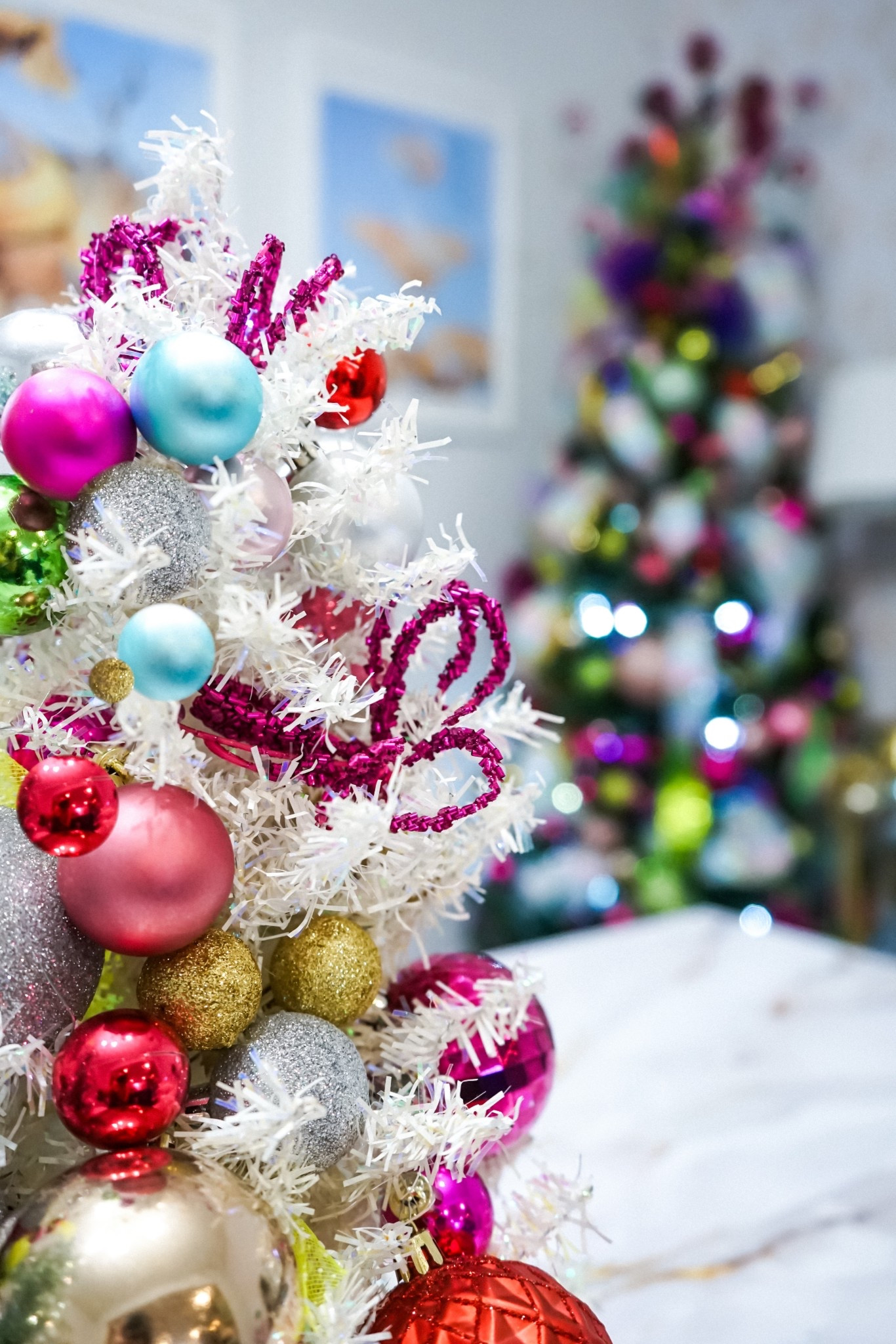 I’m dreaming of a rainbow Christmas 🌈🎄 Made our dining room the landing spot for my favorite colorful decor. Rounding up a ton of pieces here for y’all! 

- holiday inspo
- Christmas decor
- holiday hosting 
- colorful Christmas 


#LTKHoliday #LTKSeasonal #LTKGiftGuide