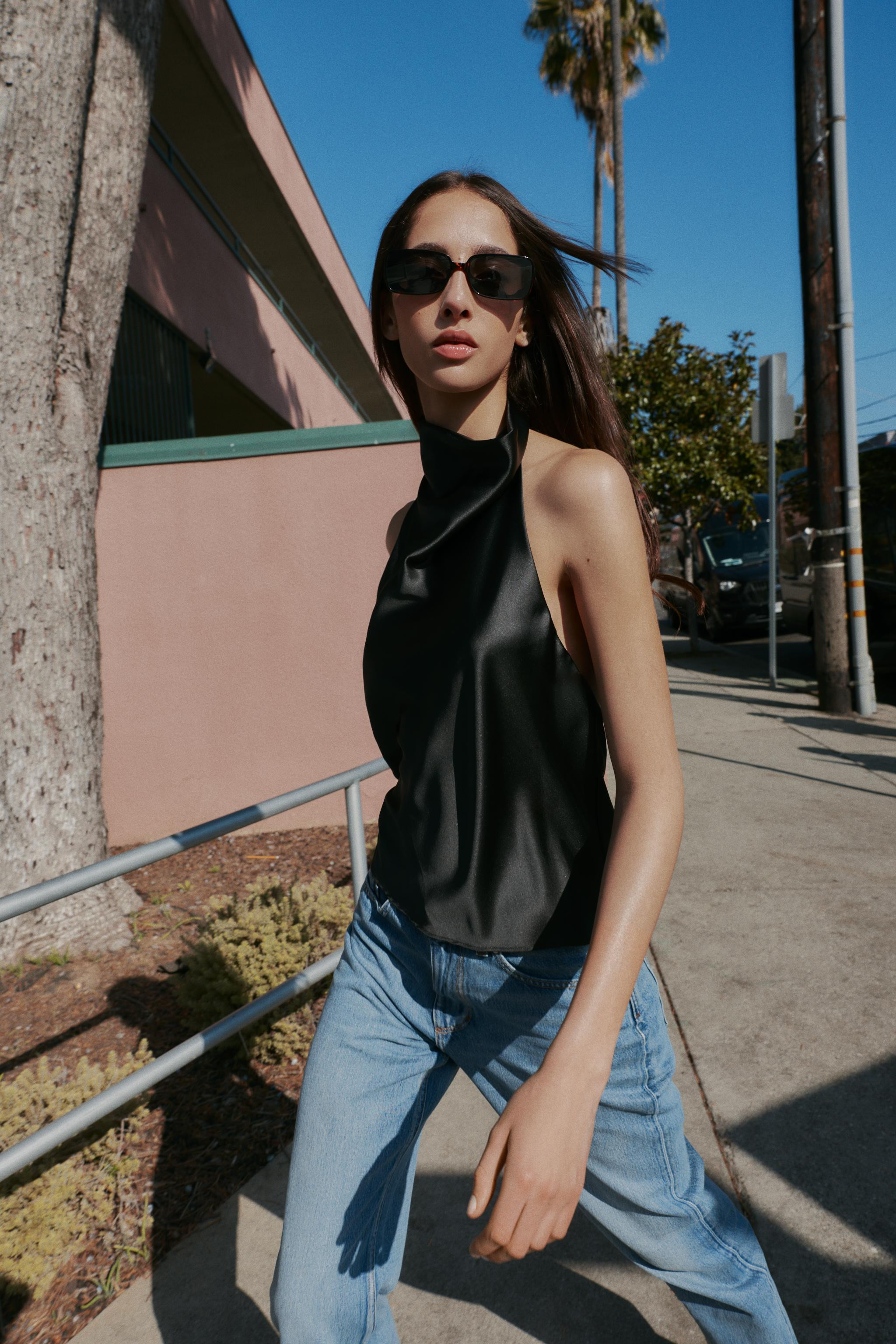 SATIN EFFECT HALTER TOP | Zara US