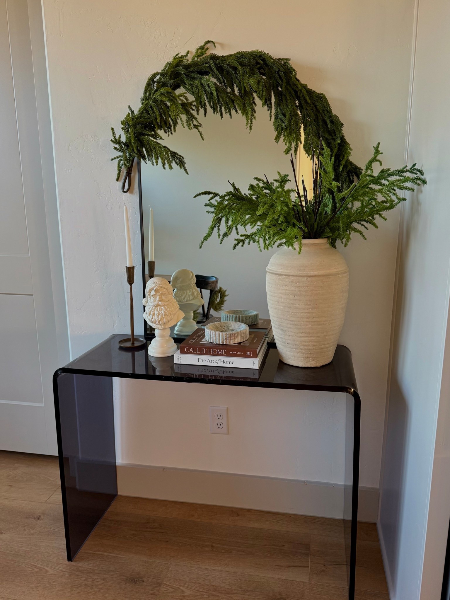 Console table styling 🌲

#LTKHoliday #LTKHome