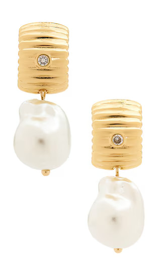 Ribbed Pearl Drop Earrings in Pearl & Gold | Revolve Clothing (Global)