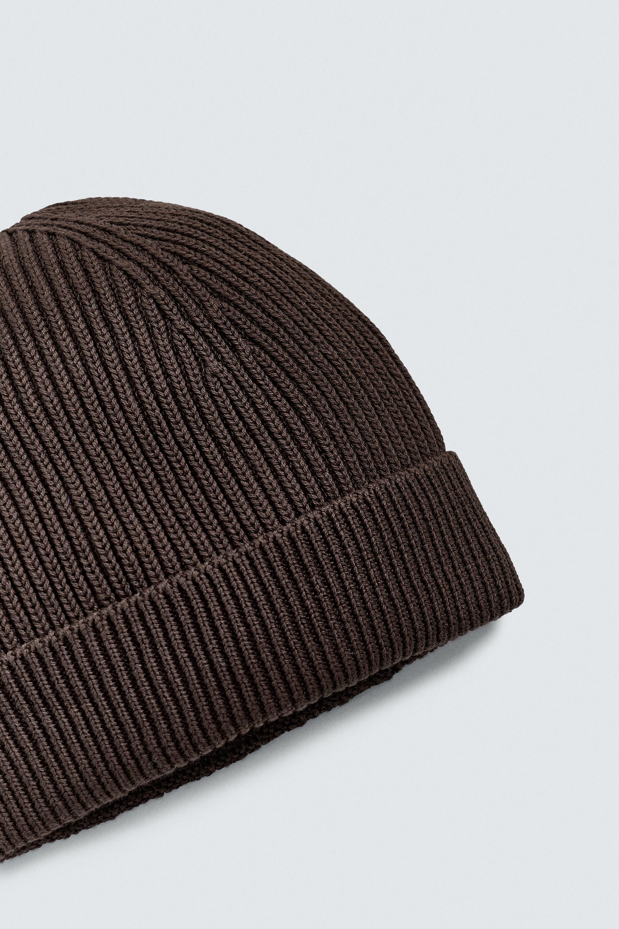 BASIC KNIT HAT$ 29.90 Black Gray Orange Chocolate Green Taupe grayChocolate | 3166/322/717Add to ... | Zara US