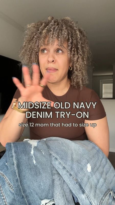 midsize style, midsize outfits, mom outfit ideas, casual outfit ideas, size 10 outfit inspo, midsize outfit inspo, old navy haul, old navy try on, old navy denim, old navy jeans, mom jeans, midsize denim haul