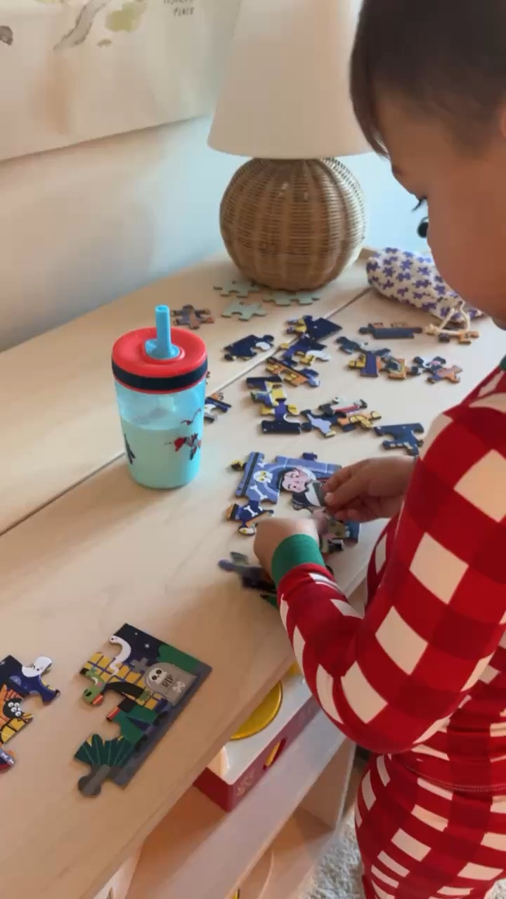 Halloween puzzles in Christmas 🤣

Halloween puzzle, Christmas pjs, kids Christmas pjs, sippy cups, boys sippy cups, non-spill bottles, Grace whirewhite

#LTKSeasonal #LTKKids #LTKFindsUnder50