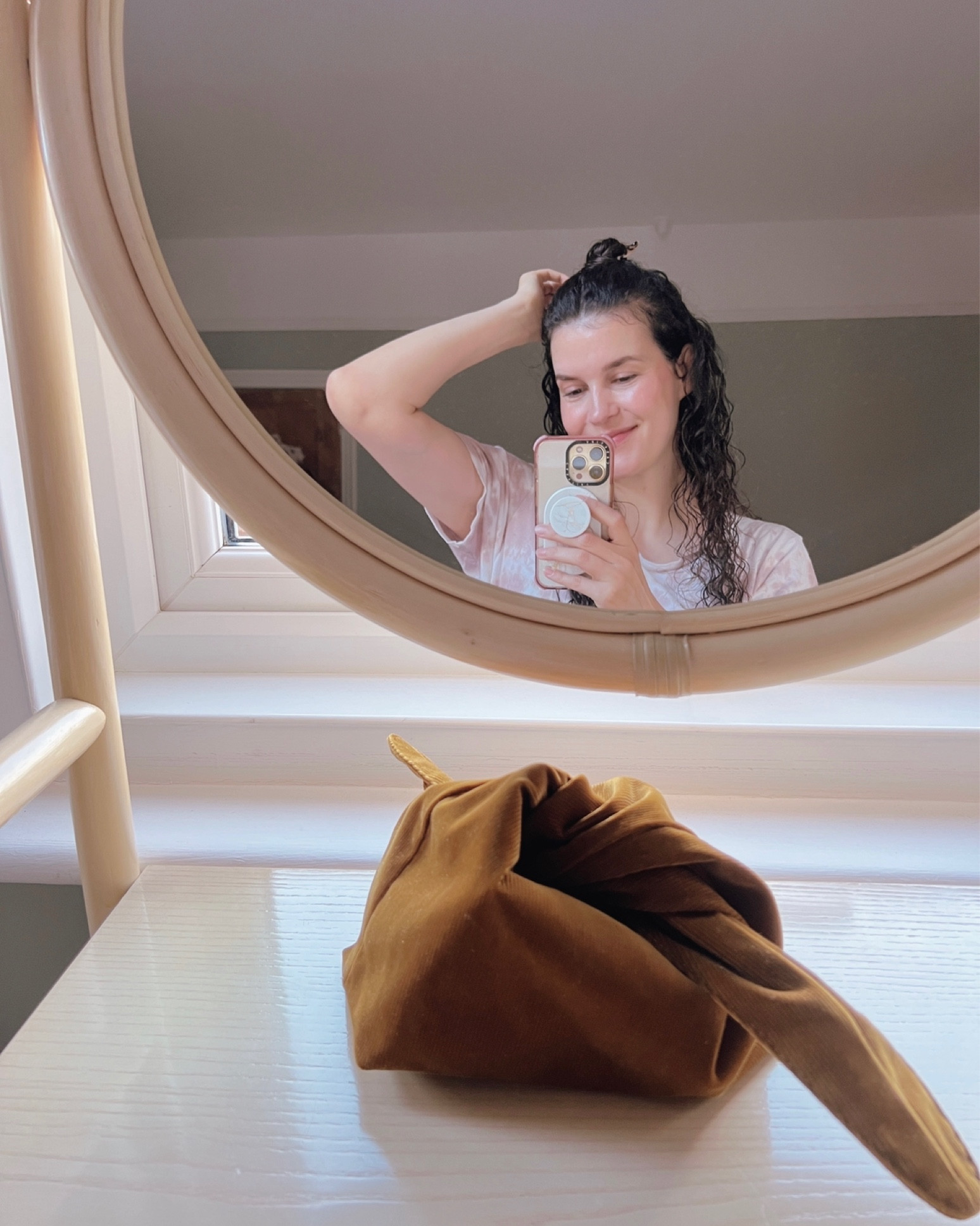My makeup bag as well as my favorite 5 min makeup look products! The makeup bag is by merit and you get it for free with your first merit order!

#LTKbeauty #LTKhome
