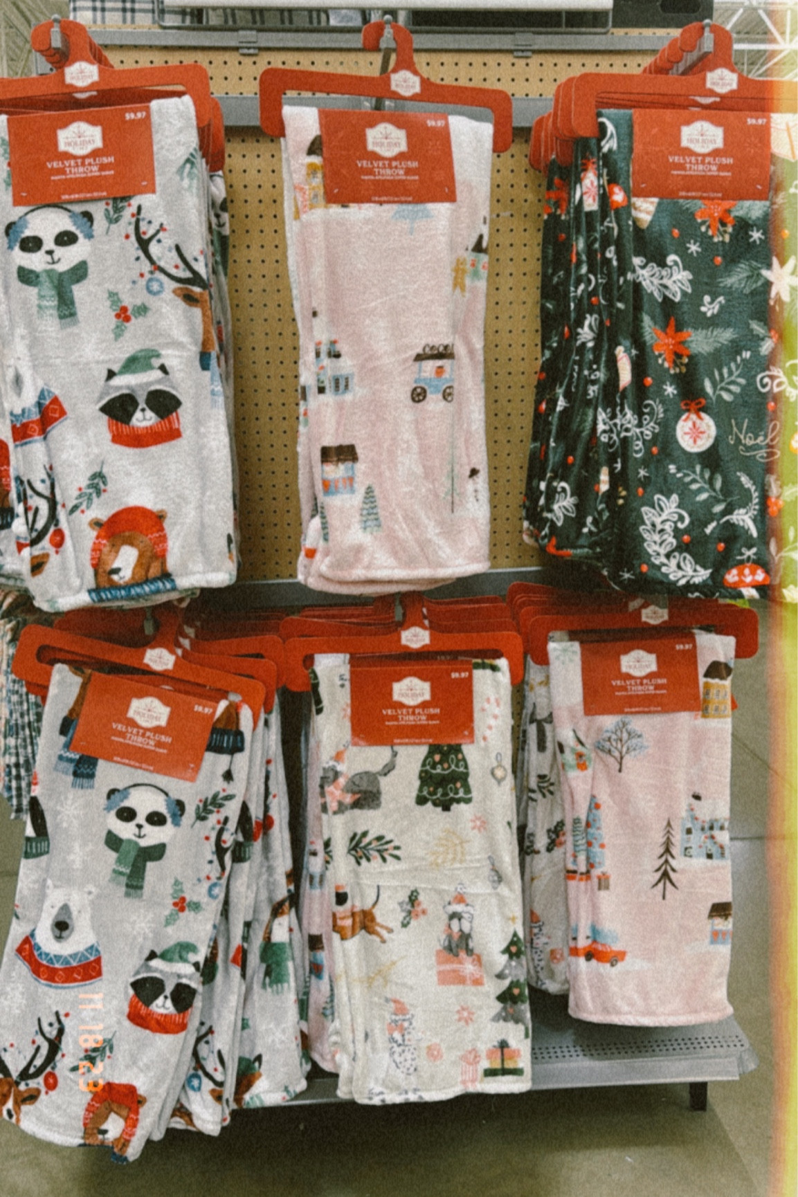 Christmas blankets #christmashome #christmasdecor 

#LTKhome #LTKHoliday #LTKSeasonal