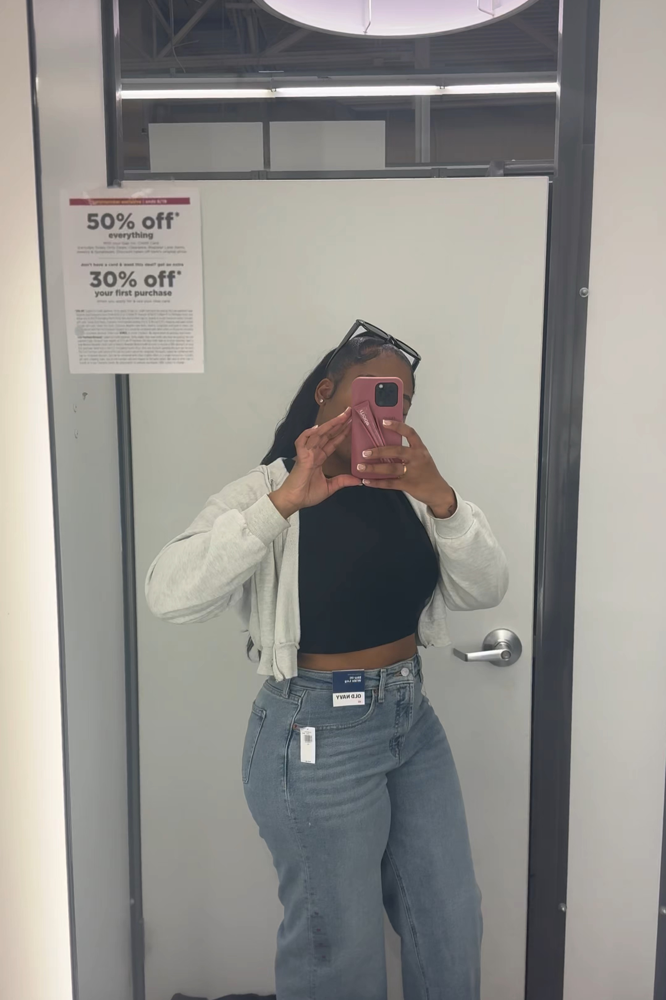 I love these Old Navy jeans- that’s it that’s the post 🙂. Of course I included some back up favorites 👖✨

#LTKFindsUnder100 #LTKStyleTip
