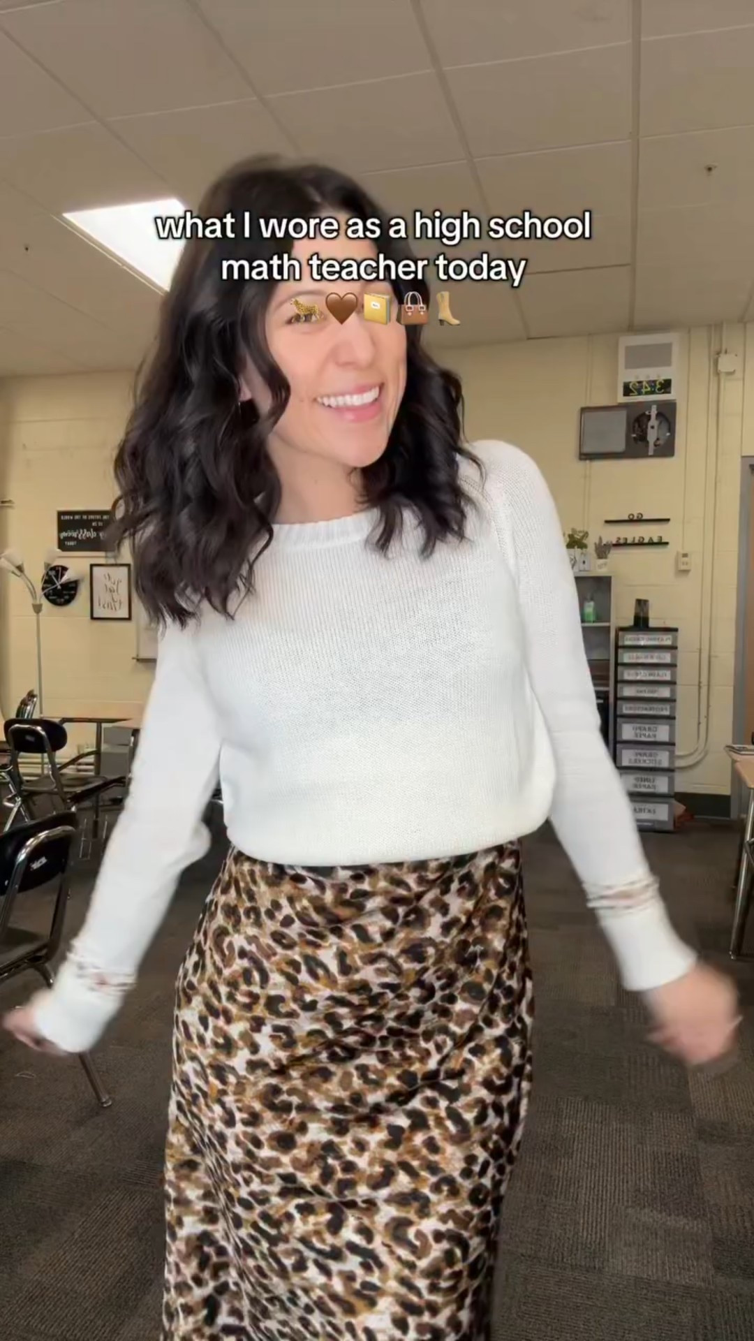 Treating the hallways like runways 📸 #teacherootd #teacheroutfitinspo #mathteacher #leopardoutfit #leopardprint

#LTKPetite #LTKWorkwear #LTKShoeCrush