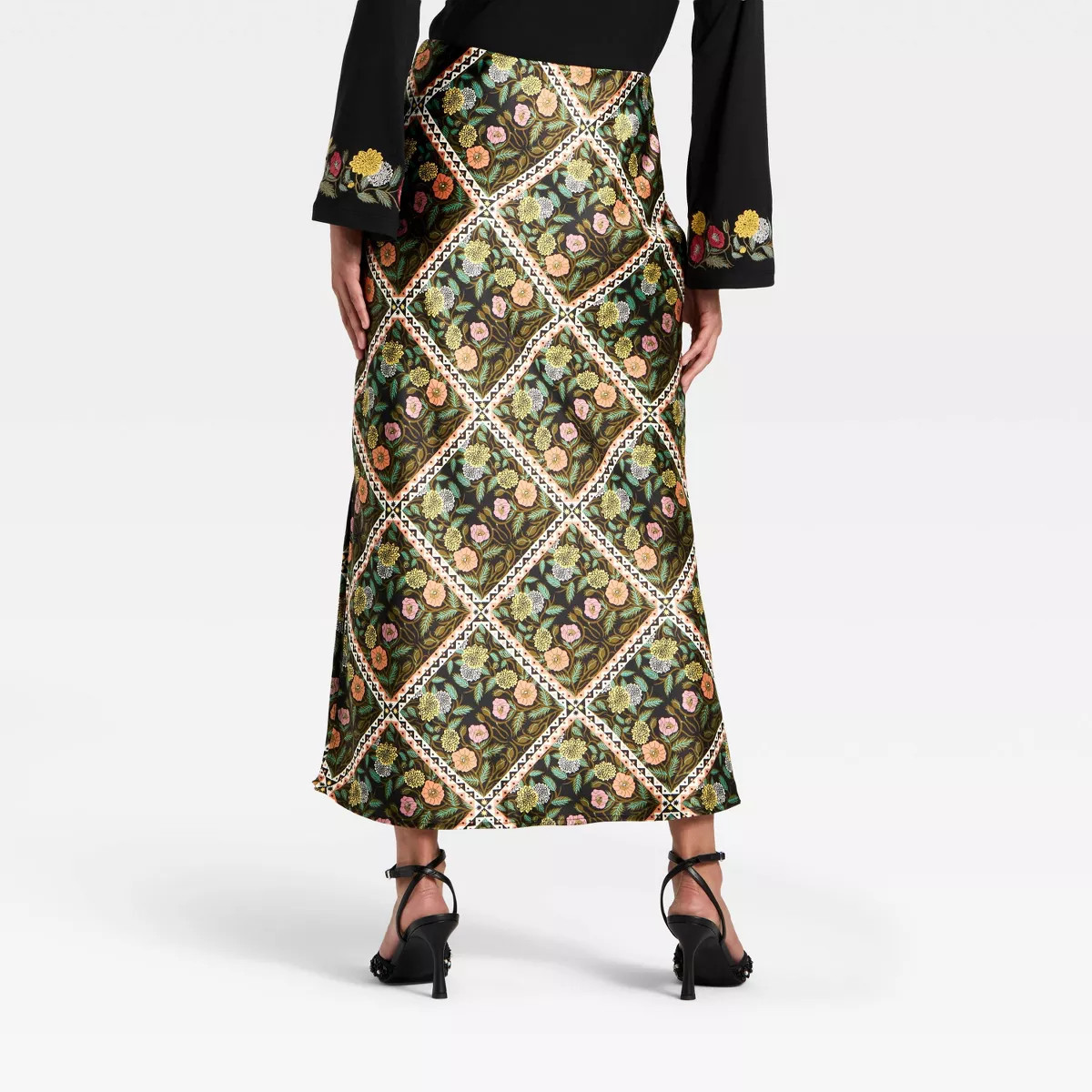 Latino Heritage Month Women's Maxi Skirt - Black Floral M | Target