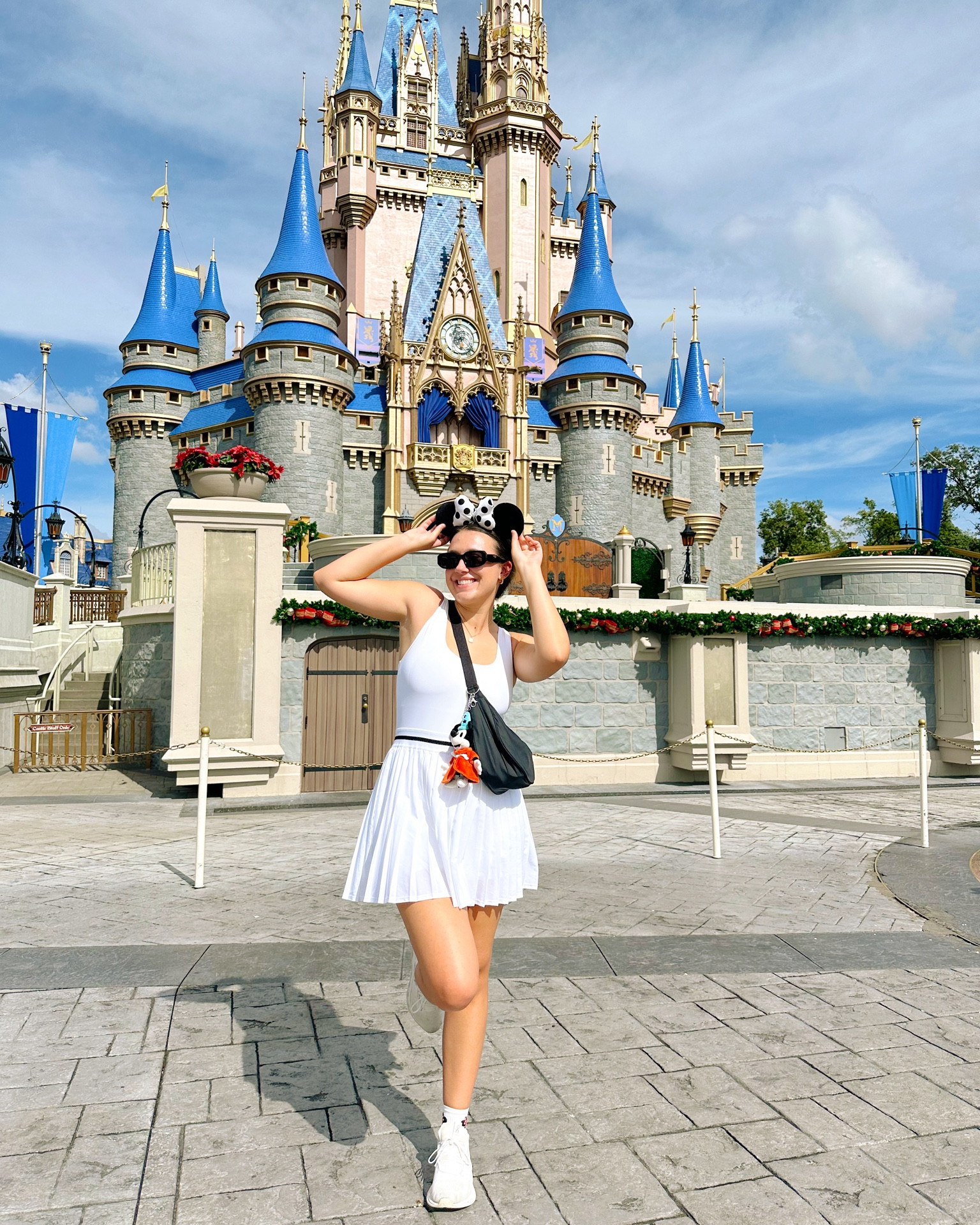 Magic Kingdom Disney outfit of the day. Use code BROOKEBO20 for 20% of Bracha jewelry!