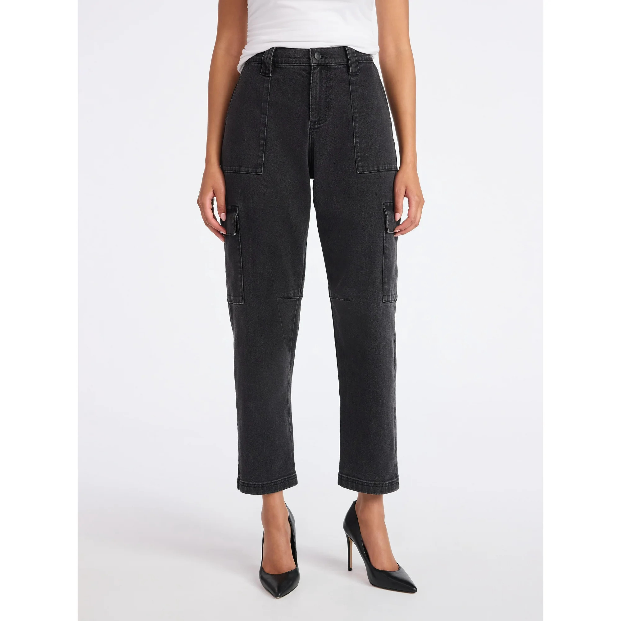 Sofia by Sofia Vergara Women's and Women's Plus Size Cargo Barrel Jeans, 26.5" Inseam, Sizes 0-26 | Walmart (US)