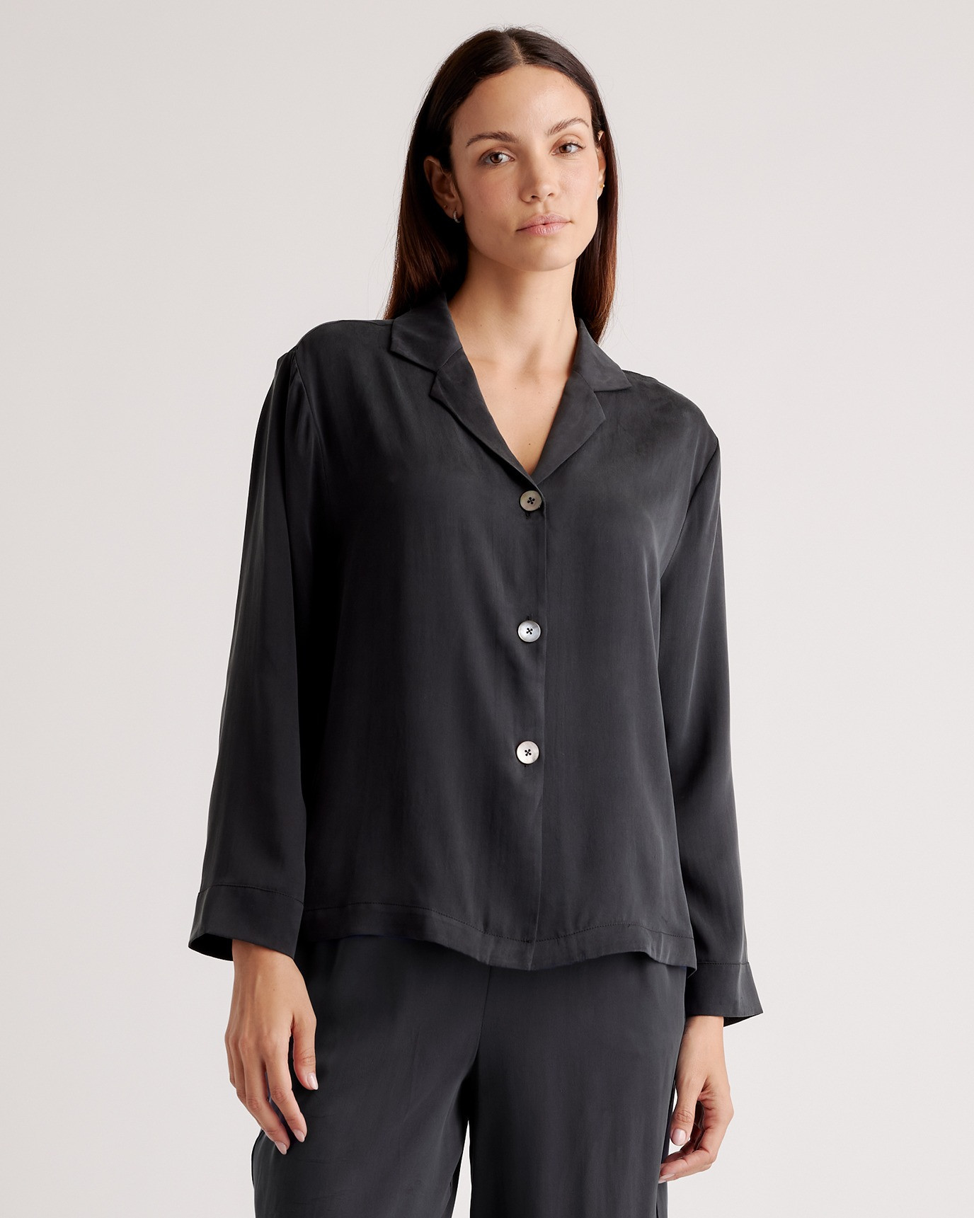 Quince | Women's Pajama Long Sleeve Top in Black, Size Large, Mulberry Silk | Quince