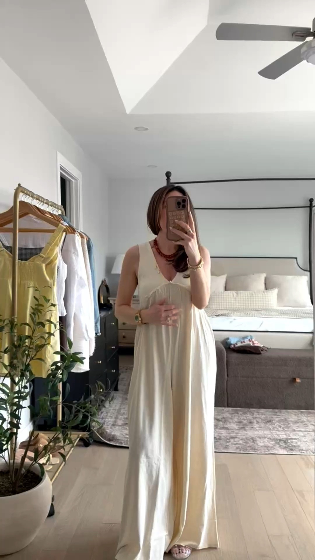 Our favorite jumpsuit is BACK in a neutral! I love this so much. Wearing XS
American Eagle


#LTKSeasonal #LTKgrwm #LTKSaleAlert