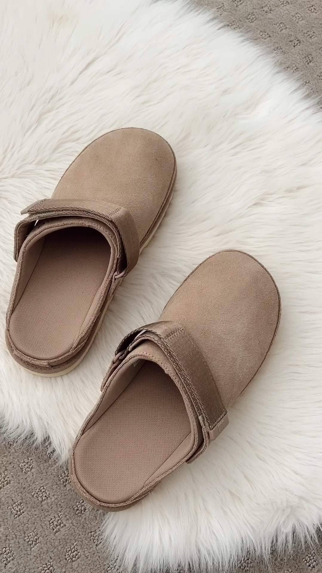 These viral Ugg clogs are stealing our hearts this Fall— 🤎👏🏼✨

#LTKShoeCrush #LTKStyleTip