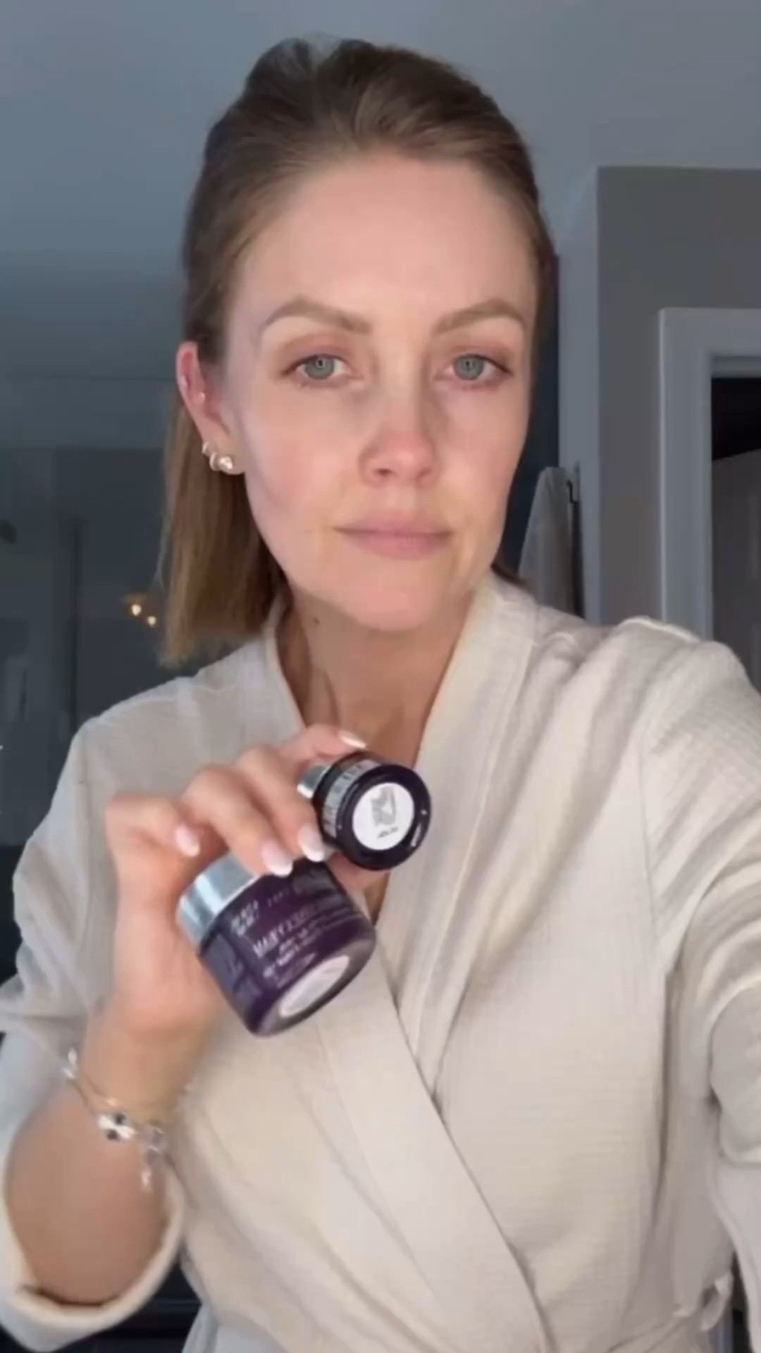 My current nighttime skincare routine 🌙


#liketkit #LTKBeauty #LTKgrwm #LTKOver40
