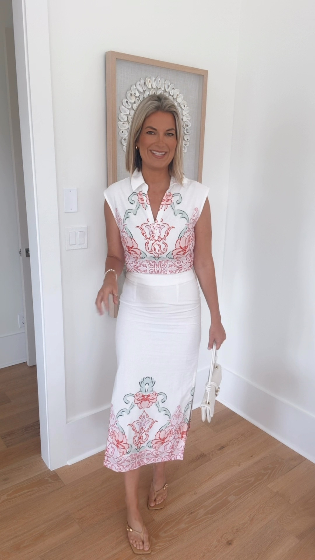 I’m 5’11” wearing small in both the top and skirt.

Vacation outfit. Summer outfit. Resortwear.

#LTKTall #LTKTravel #LTKootd