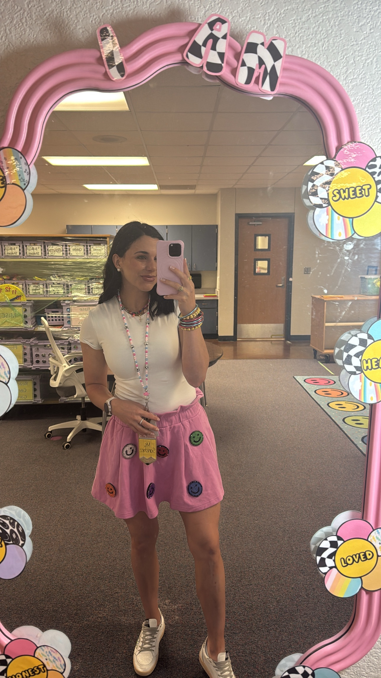 Final bell rings today! 🤩 Celebrating a year of learning in this cute fit. 📚💖


#ootd #teacherootd #teacherlife #teacherstyle #teachervibes #ltkfashion #itssummer #queenofaparkles #teachersofig 
