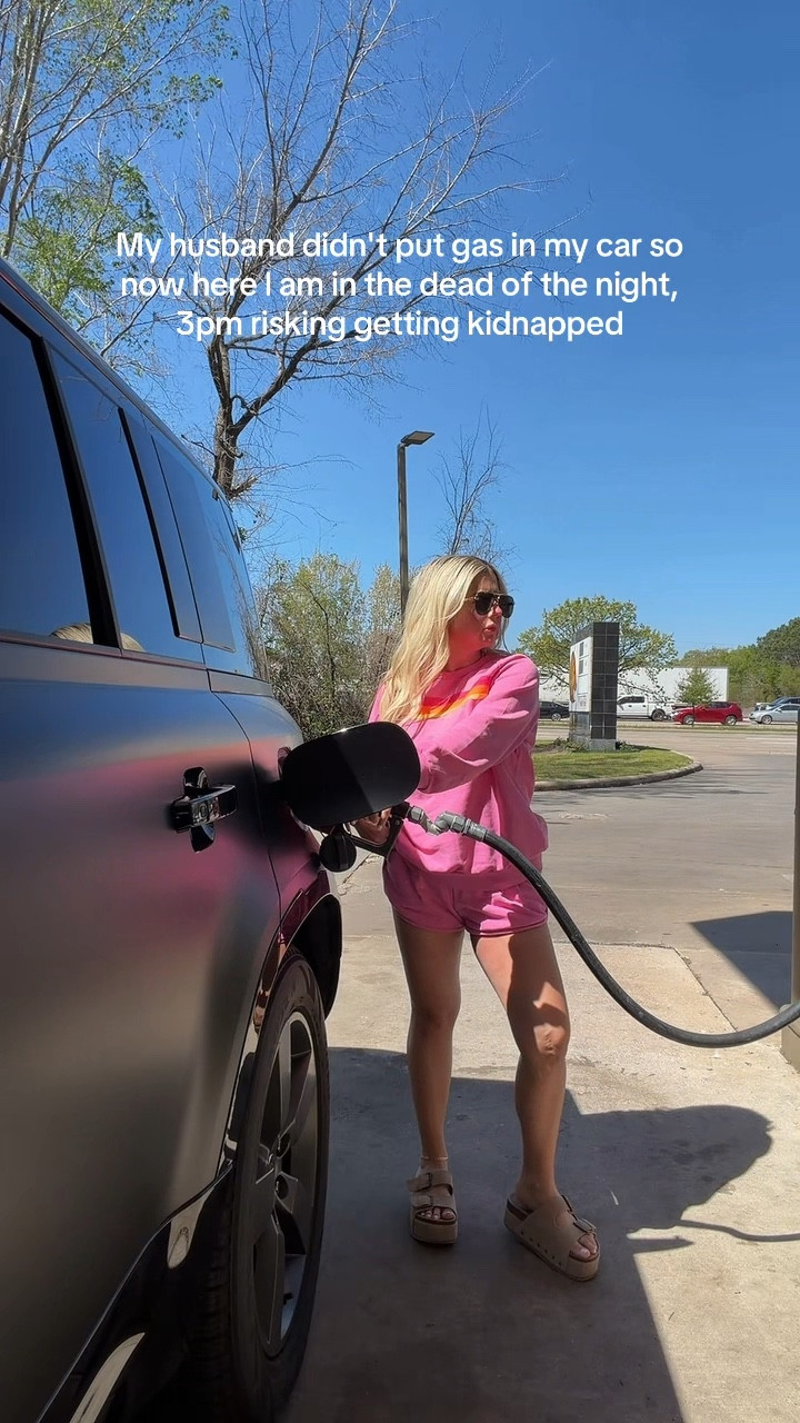 Spring outfit of the day 
Small matching set
Platform sandals tts

#LTKootd