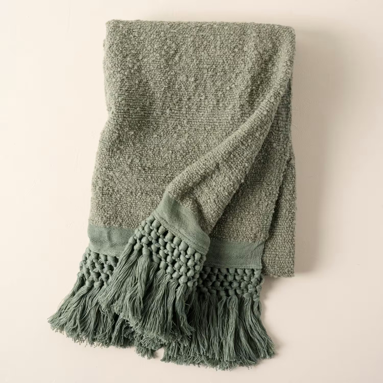 Seagrass Essential Tassel Throw | Magnolia