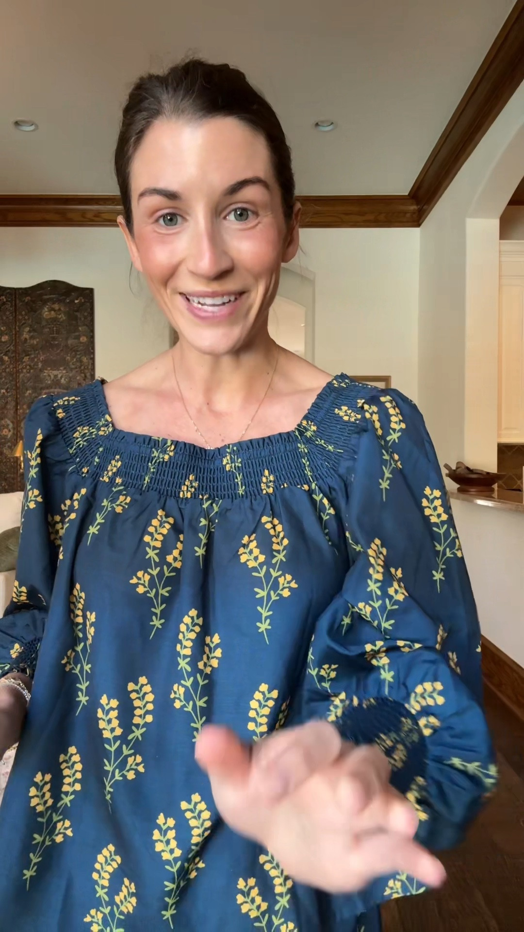 A really great set to feel put together! This would be great for pregnancy and PP too- the elastic waistband, easy access for breastfeeding, and darker colors (hello milk leakage haha) are a dream! #ootd #outfitinspo #everydaystyle #easymomstyle 

#LTKmomlife #LTKootd #LTKgrwm