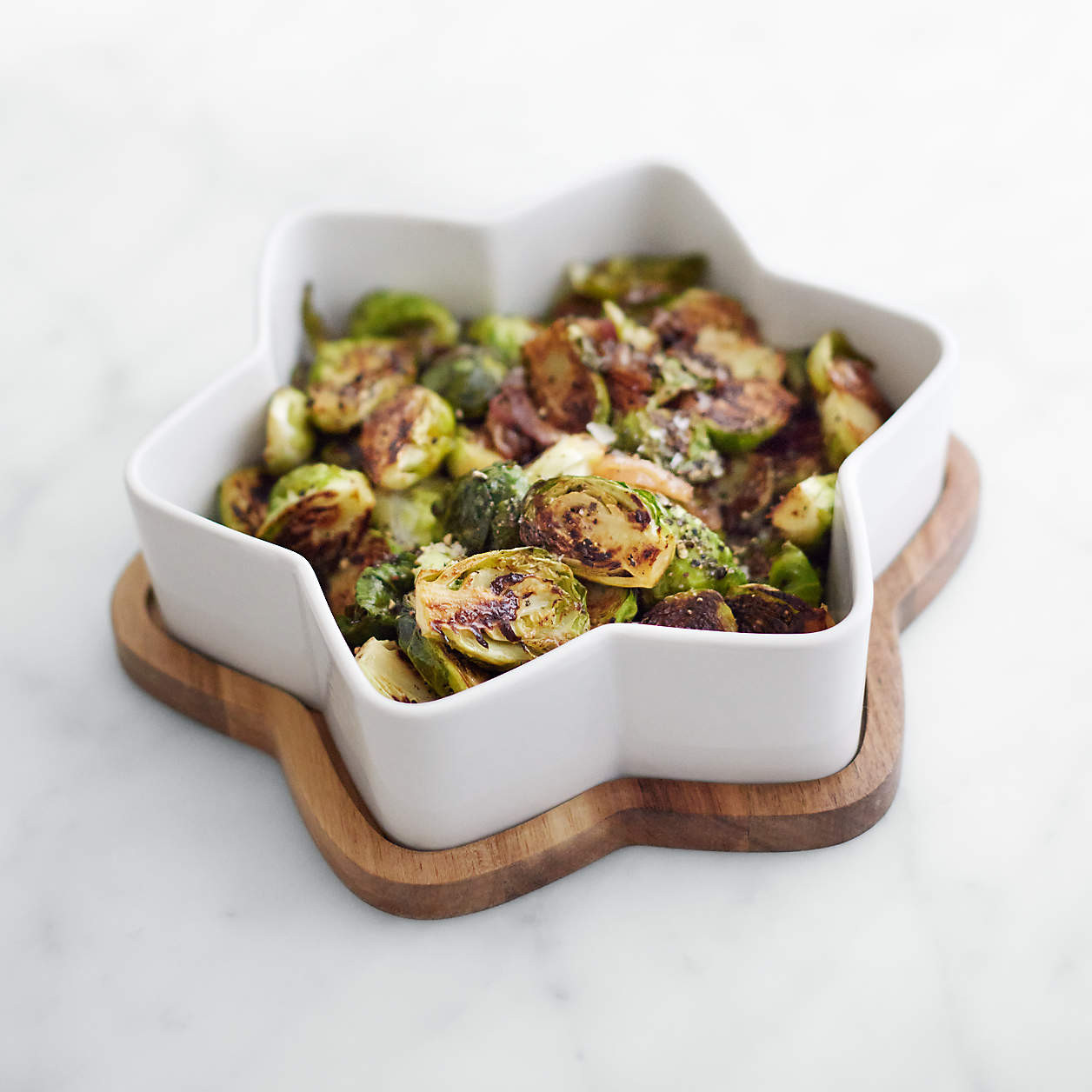 Snowflake Oven-to-Table Casserole Dish with Wood Trivet + Reviews | Crate & Barrel | Crate & Barrel