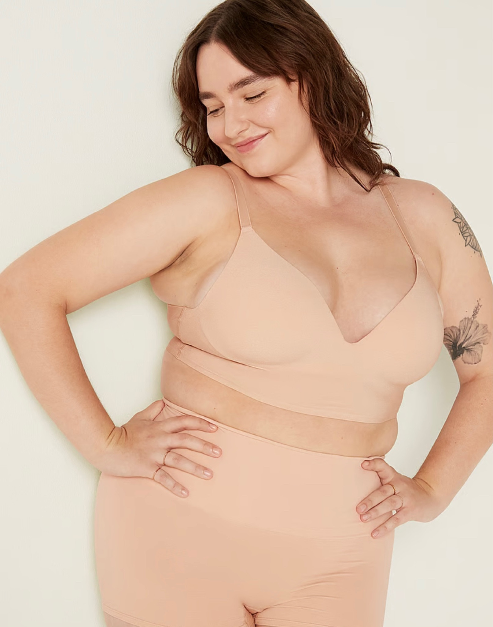 Victoria Secret Pink Wireless Bralette 

#LTKfindsunder50 #LTKworkwear #LTKplussize