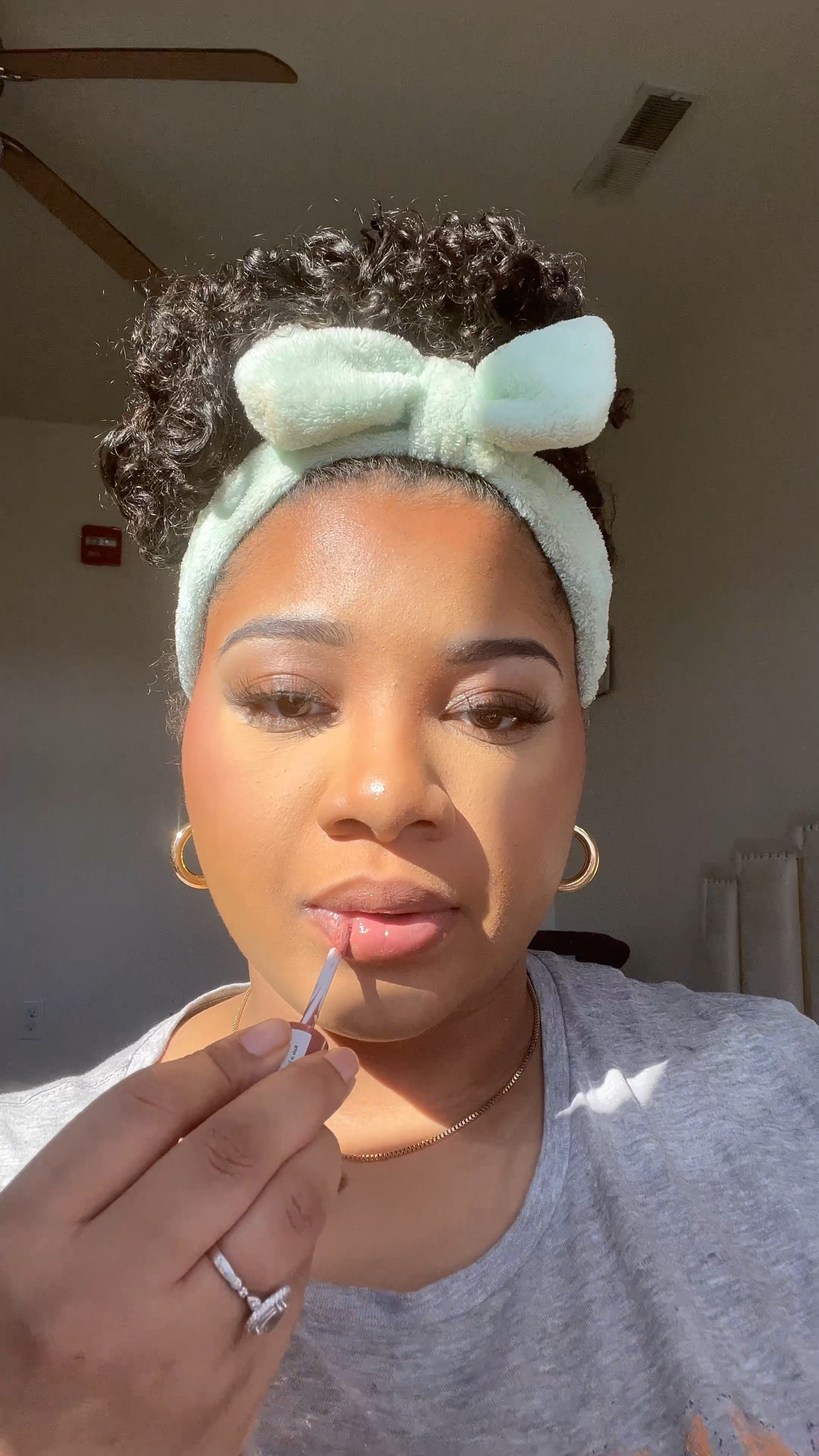 My Go to Makeup favorites.

#LTKVideo #LTKbeauty #LTKSpringSale