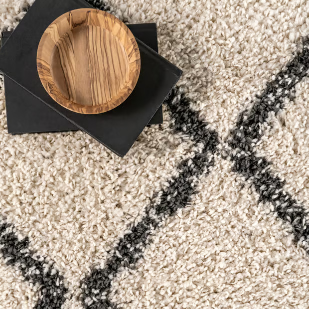 Off White Simple Trellis With Braided Tassels Area Rug | Rugs USA