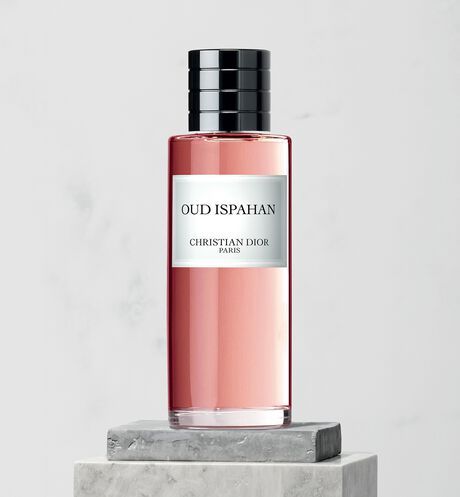 Oud Ispahan Fragrance: Warm Perfume with a Floral Signature | DIOR | Dior Couture