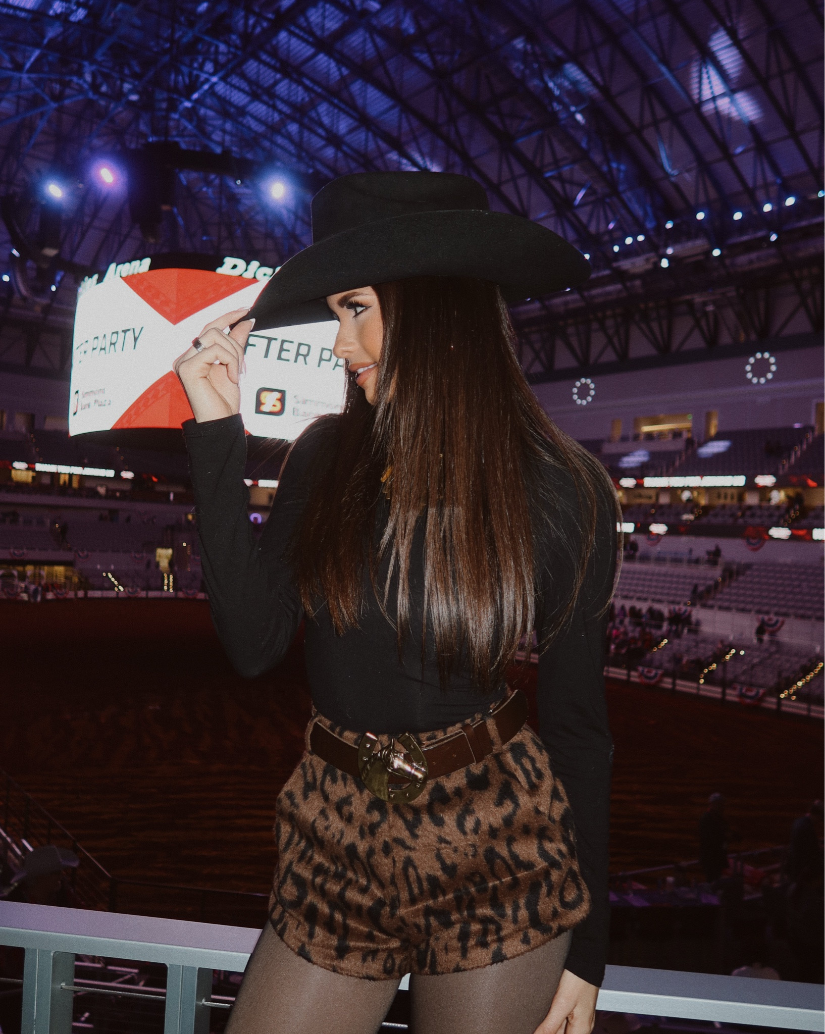 Another day another rodeo fit 🤠 
xs in shorts! 