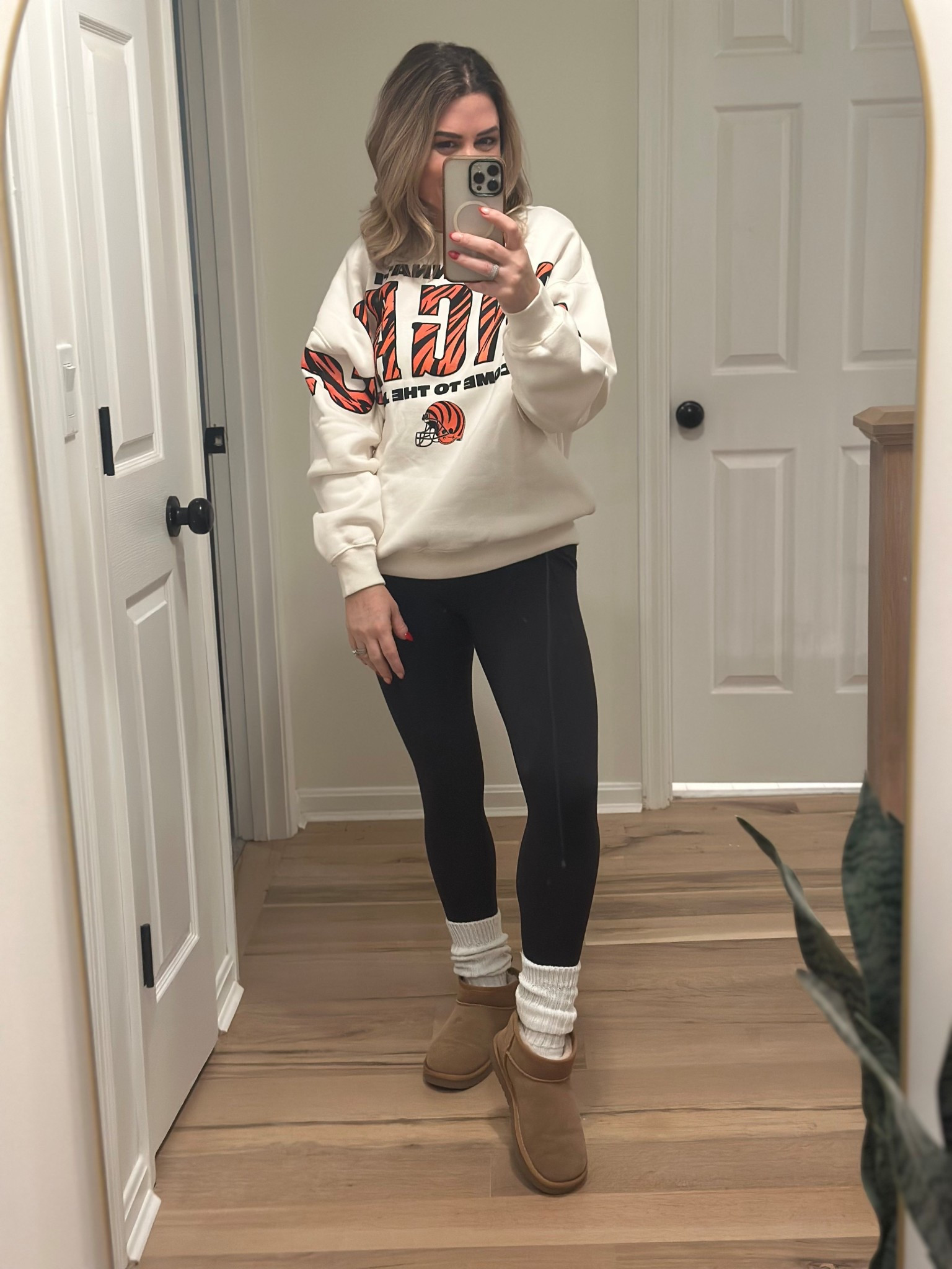 Game day, but make it cozy ✨
Cincinnati Bengals sweatshirt from Abercrombie & Fitch paired with buttery-soft Amazon leggings and comfy Amazon boots for the ultimate laid-back fan look. Perfect for errands, lounging, or cheering on the game in style! 🐯🏈
Everything is linked on my LTK!

#LTKfinds #BengalsStyle #GameDayOutfit #AmazonFashion #AbercrombieStyle

#LTKootd