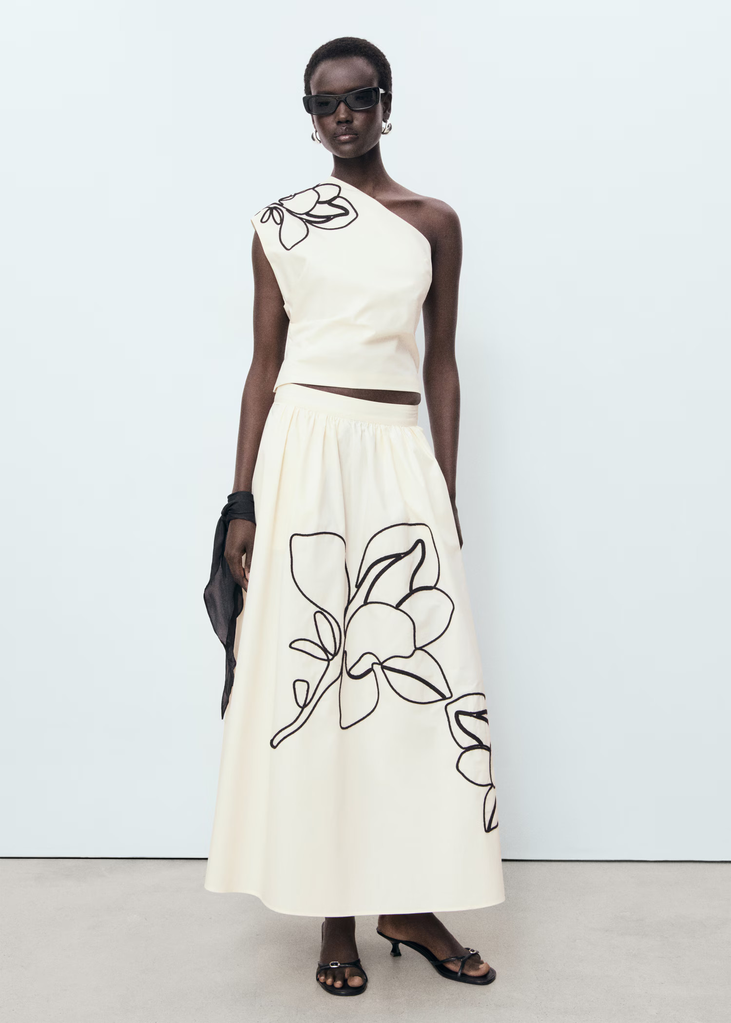 Asymmetrical flower-embroidered top - Women | MANGO USA | Mango (US/MX/AU)