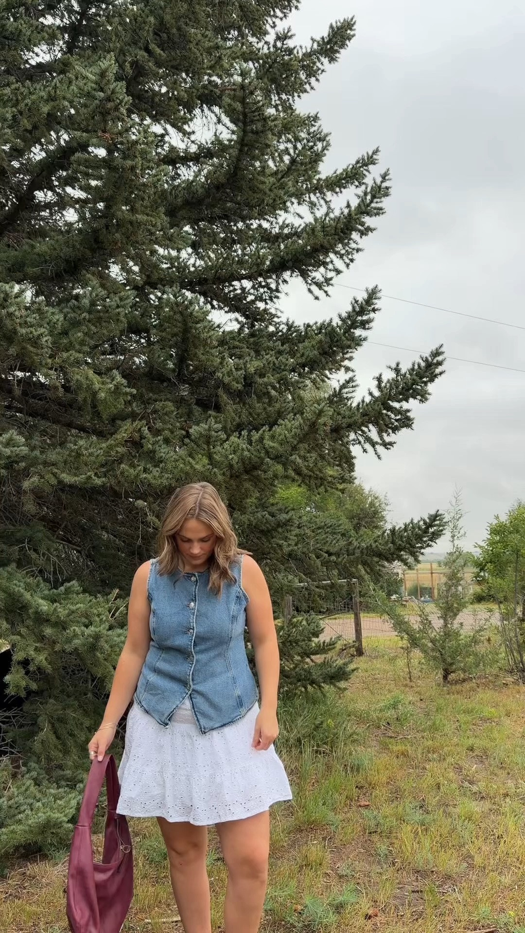Outift of the day that feels like a transition to fall!

#LTKootd #LTKMidsize
