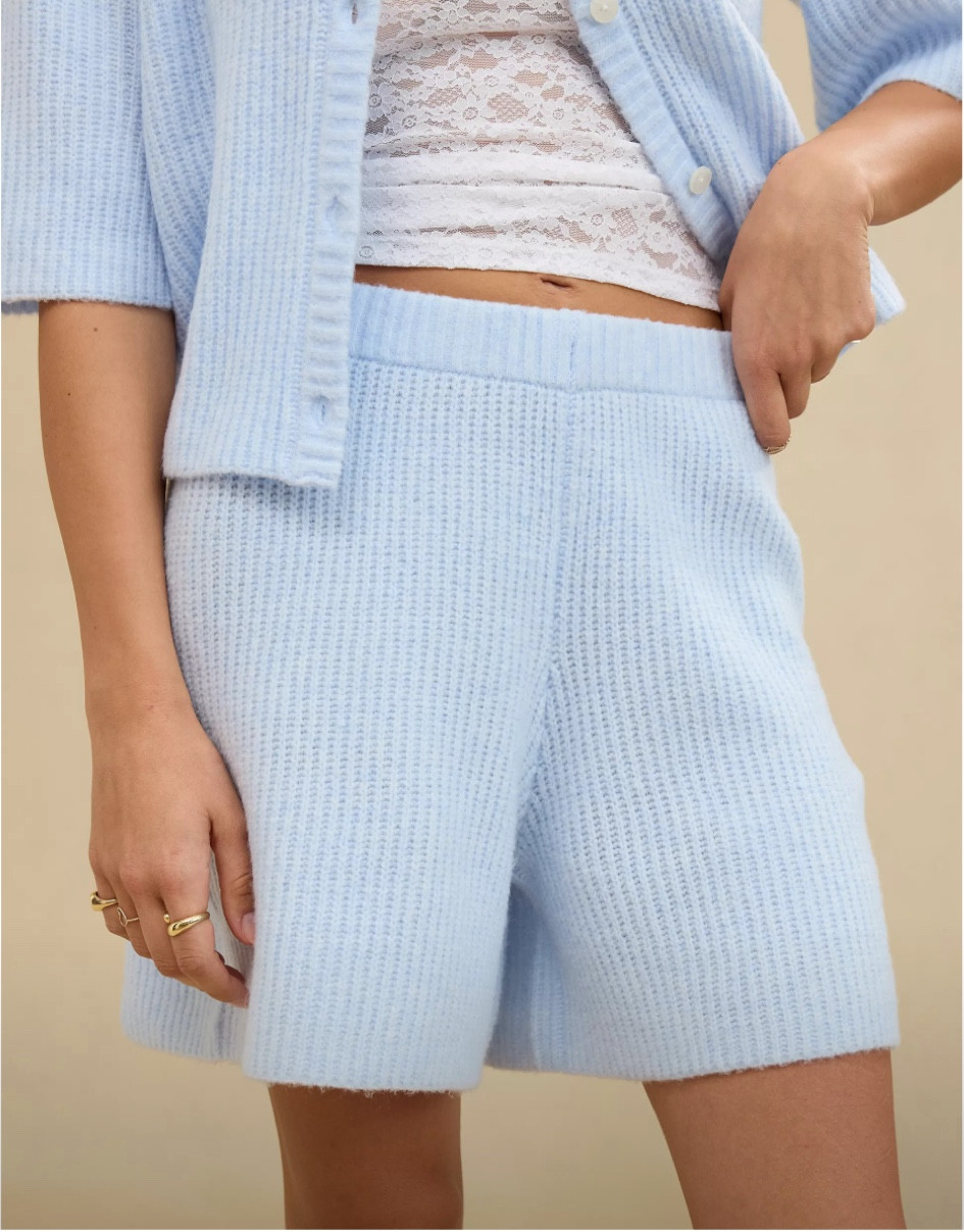 sweater shorts in baby blue, separate 
sale / clothing / women clothes / loungewear for women / winter style / knitwear for women / seasonal fashion 

#LTKSeasonal