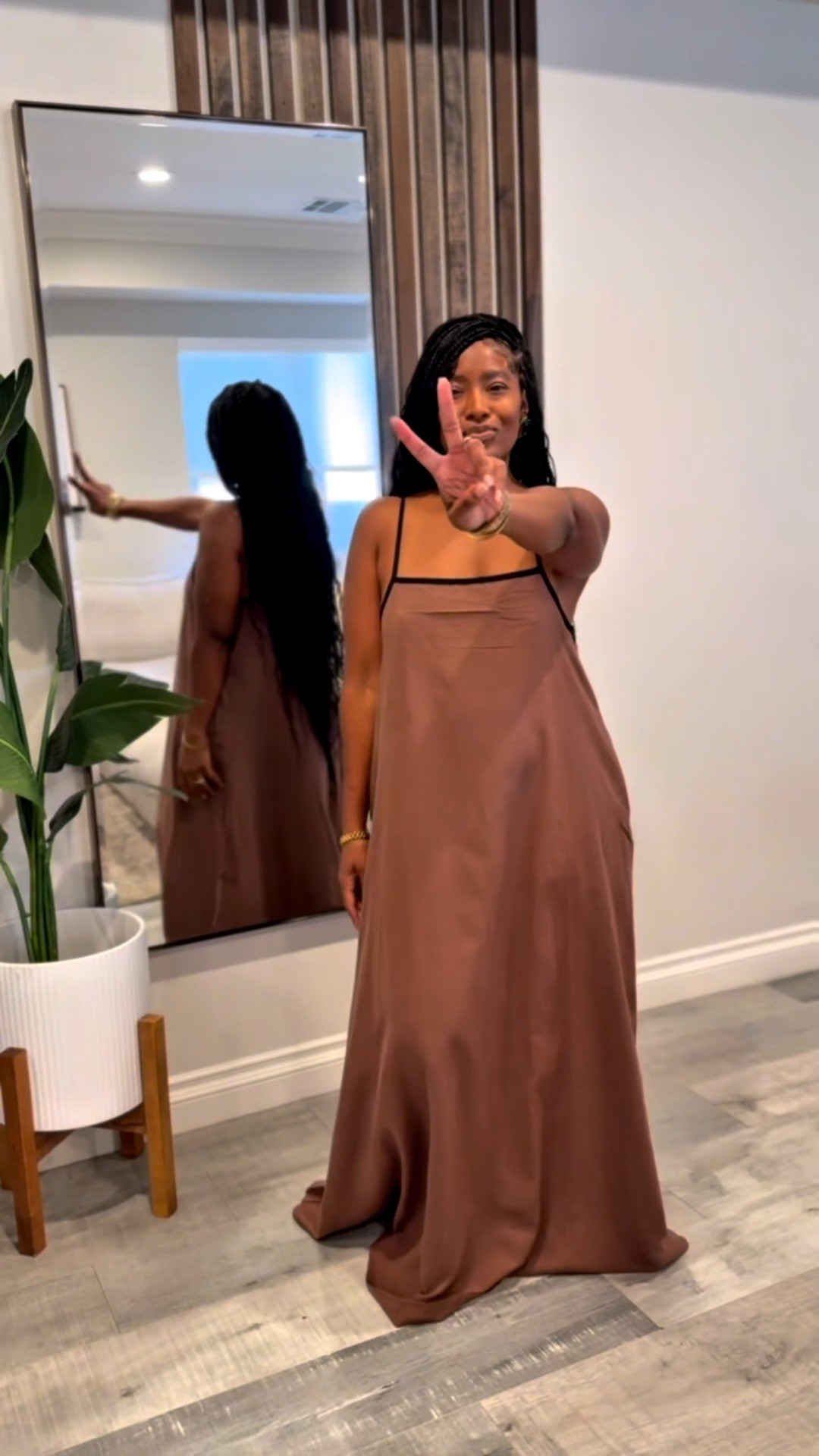 I love me a long dress 😍