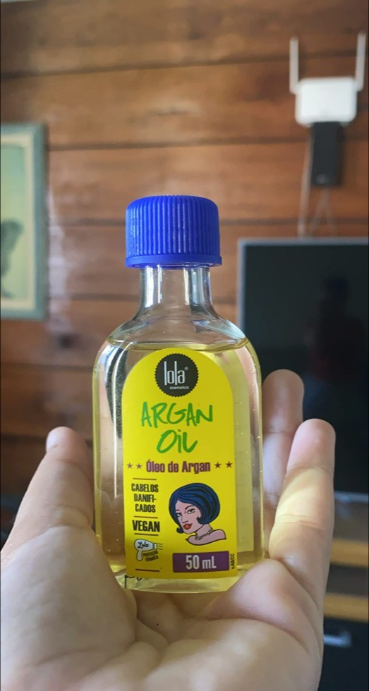 Meu Companheiro de todo dia🥰Esse Óleo é Simplesmente Maravilhosoooo e é bem baratinho 🩷👇🏻

#LTKbrasil #LTKbeauty #LTKU