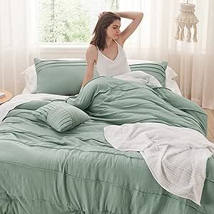 Bedsure Sage Green Full Size Comforter Set - 4 Pieces Pinch Pleat Bed Set, Down Alternative Warm ... | Amazon (US)