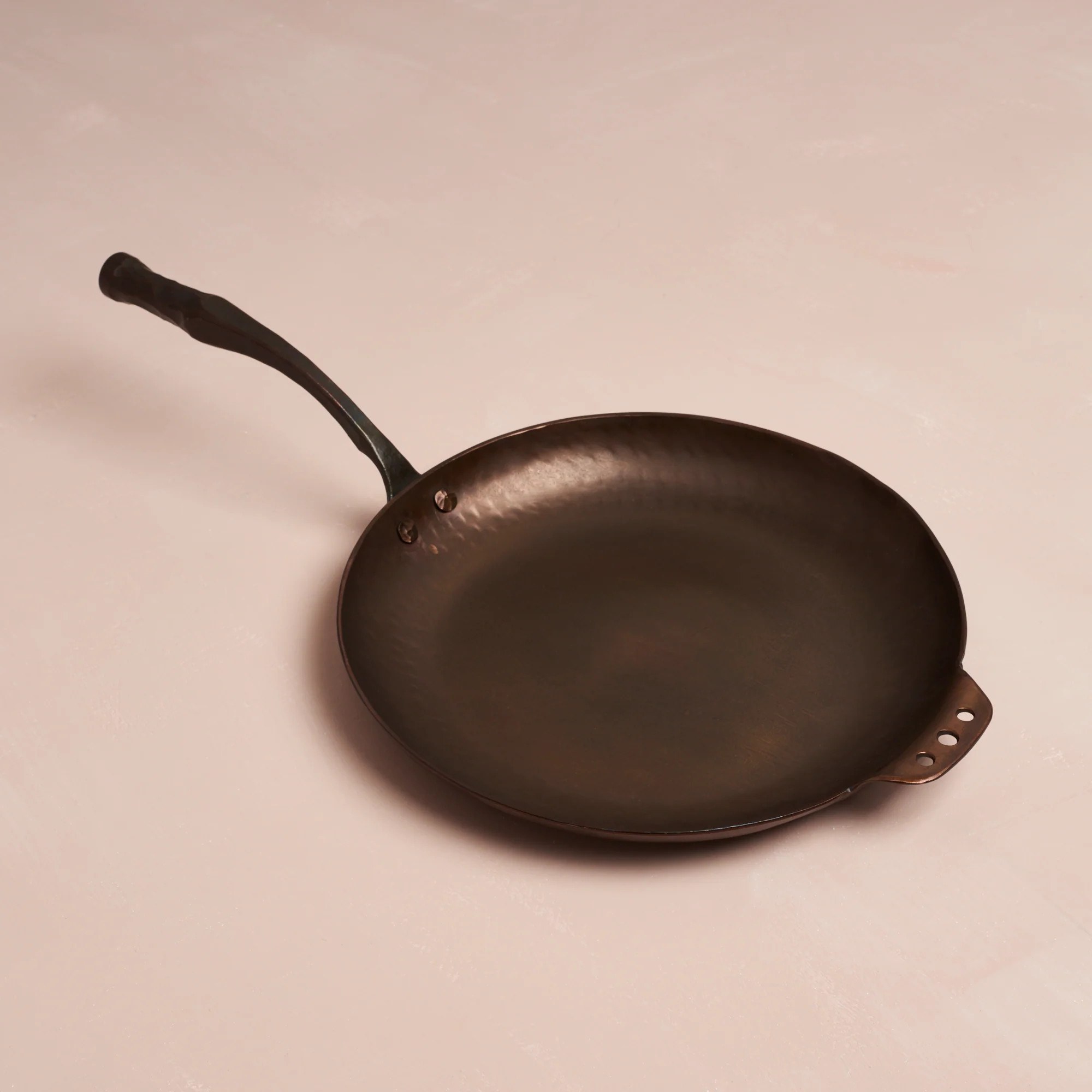 Smithey Carbon Steel Farmhouse Skillet | Magnolia