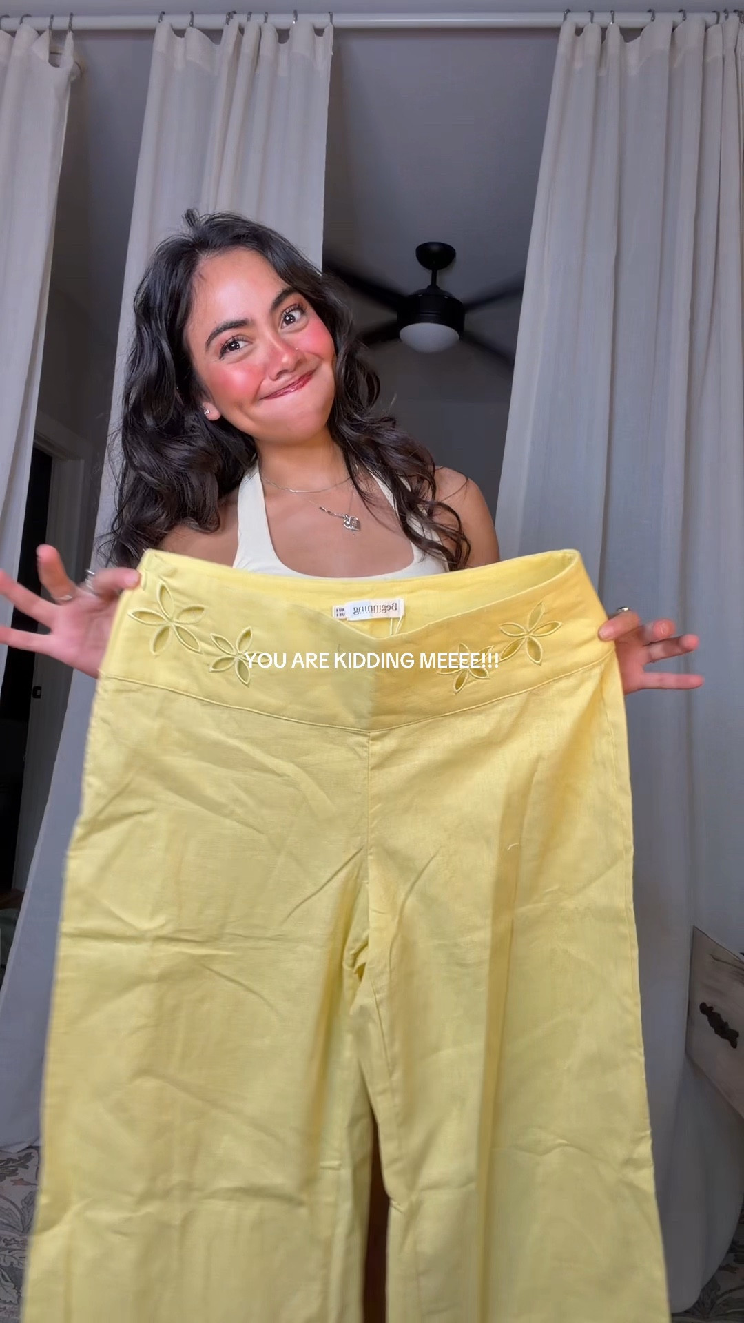 Cutest summer pants 

#LTKTravel #LTKFestival #LTKdayinmylife