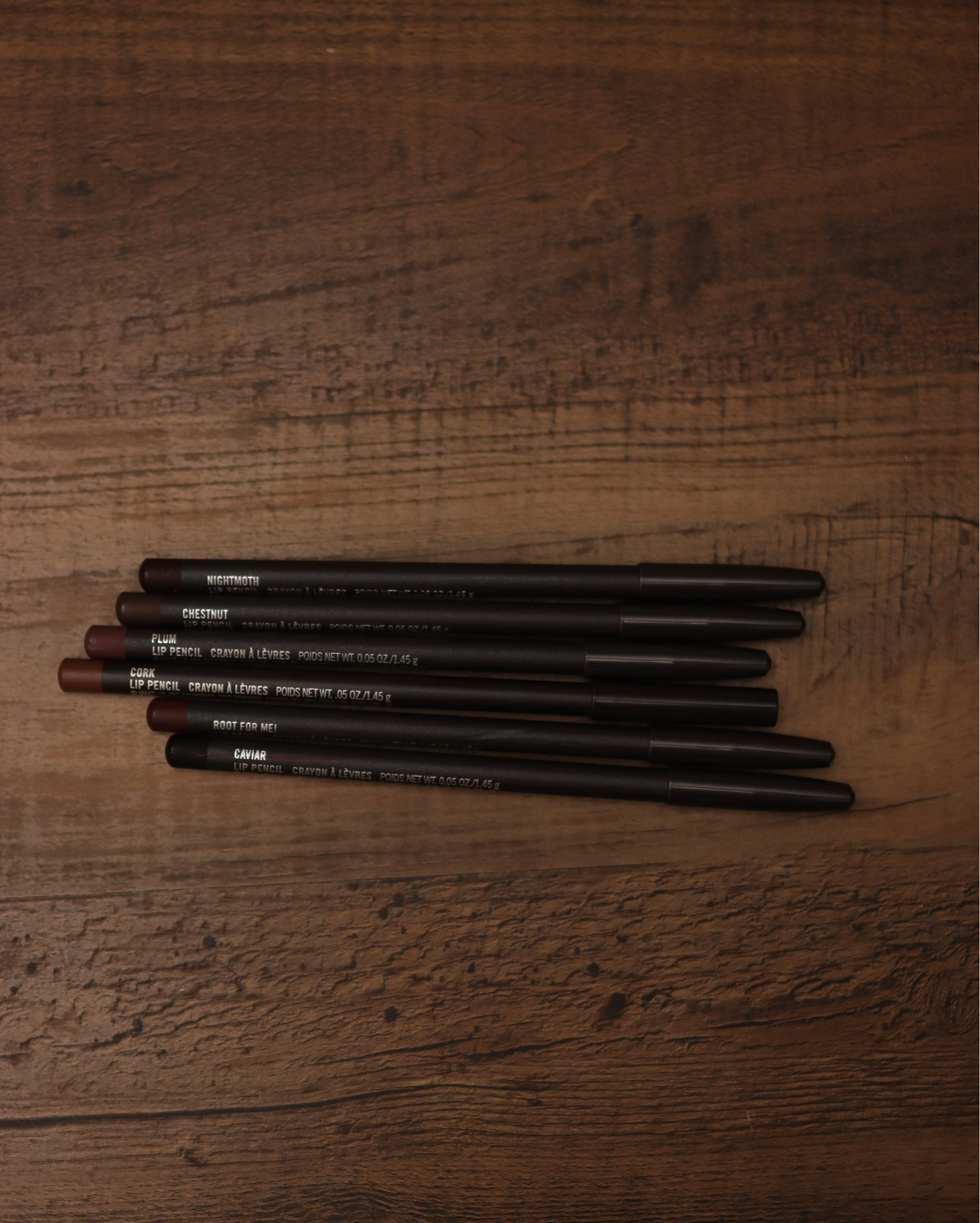 As a former MAC cosmetics girlie, I can’t forget about the lip pencils.  We all know how Chestnut is a beautiful mauve brown color.