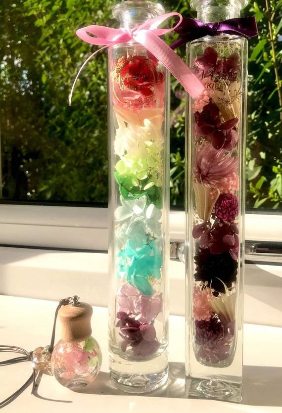 Japanese herbarium bottles. REAL flowers inside. | Etsy | Etsy (US)