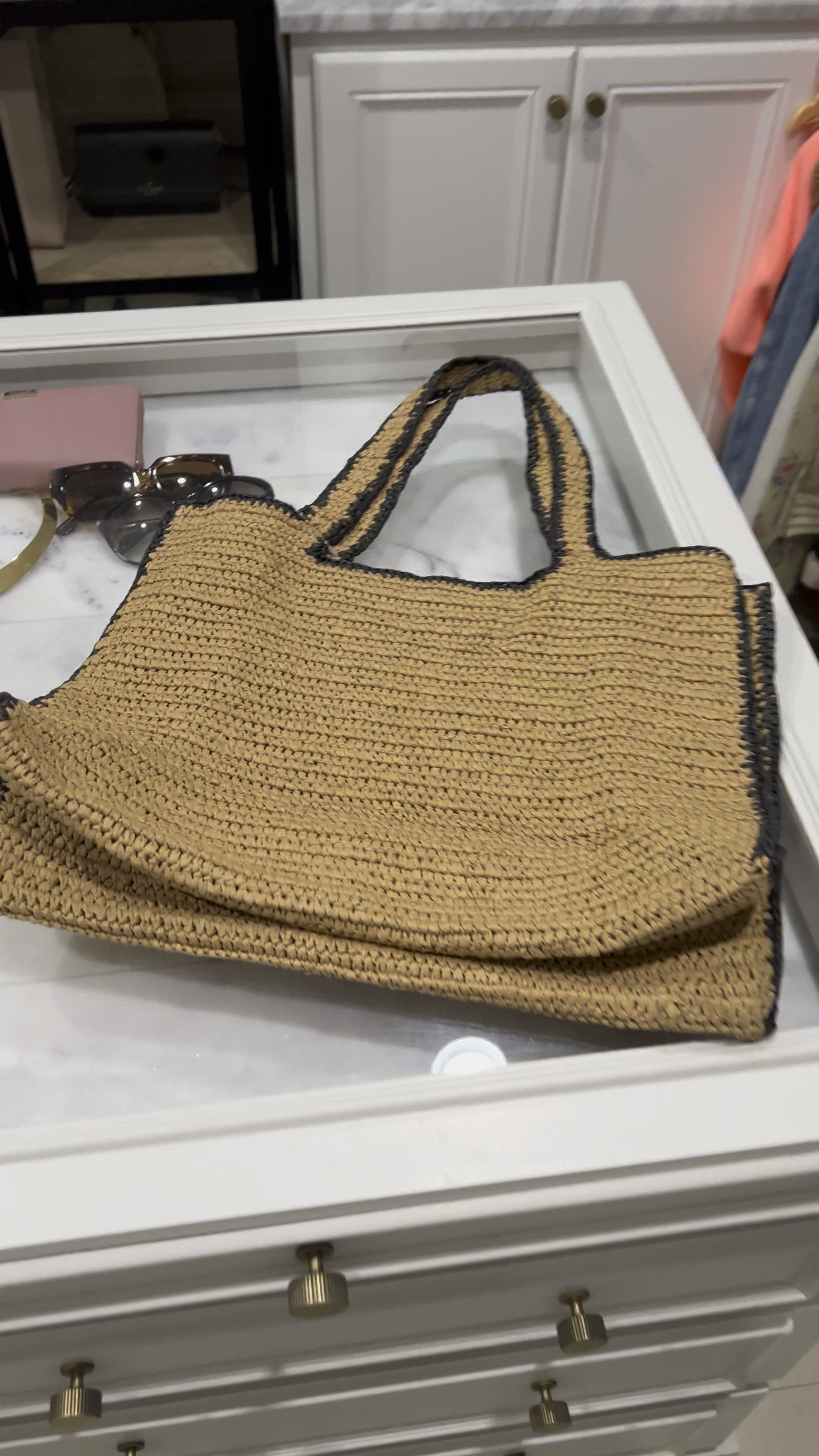 The PERFECT on trend, designer-inspired pool & beach tote for the summer! 

That WON’T BREAK THE BANK ✨

#LTKSpringSale #LTKItBag #LTKFindsUnder50