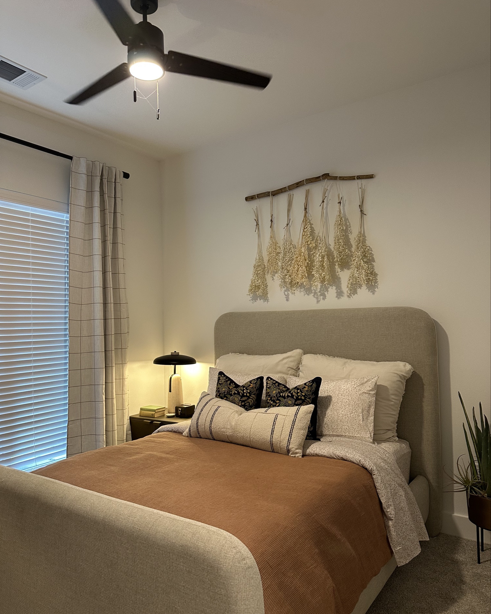 Shop Railyard Model B guest bedroom here! 🛍️

#LTKU #LTKFindsUnder100 #LTKHome