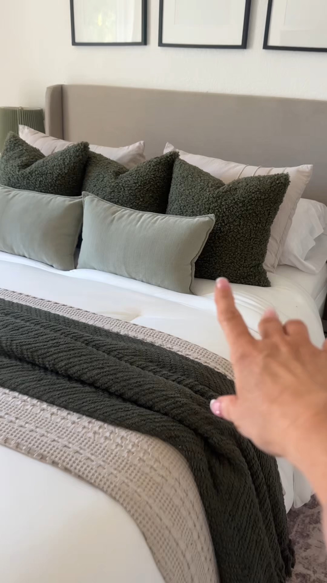 My favorite home decor pillows and pillow covers! 
#LTKHome #LTKFinds #HomeDecorFinds #PillowCovers #ThrowPillows #PillowInsert #CozyHome #NeutralHome  #AffordableHomeDecor #DesignerLookForLess #LivingRoomInspo #BedroomInspo #HomeStyling 