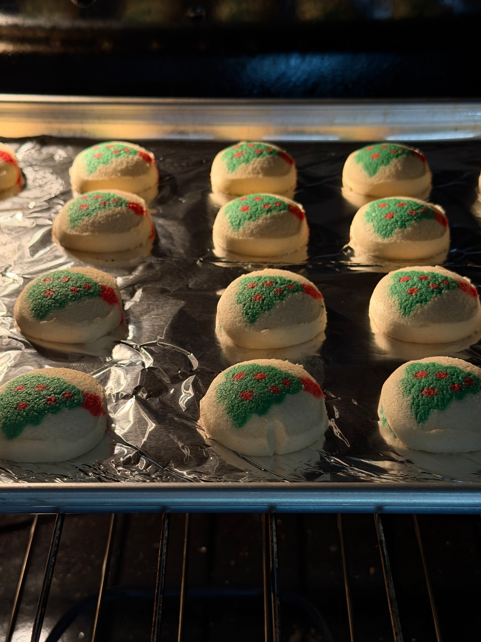 It’s time for holiday baking! So many cute Christmas cookies are available at target! 

#LTKSeasonal #LTKHoliday #LTKfoodie